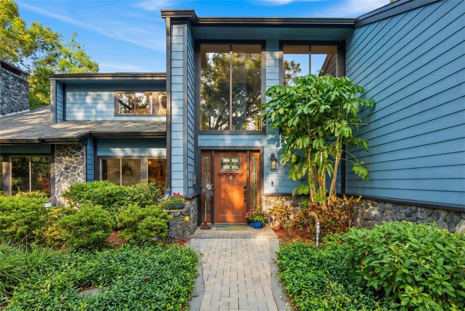 Image 14 of 71 For 55 Oak Hollow Drive