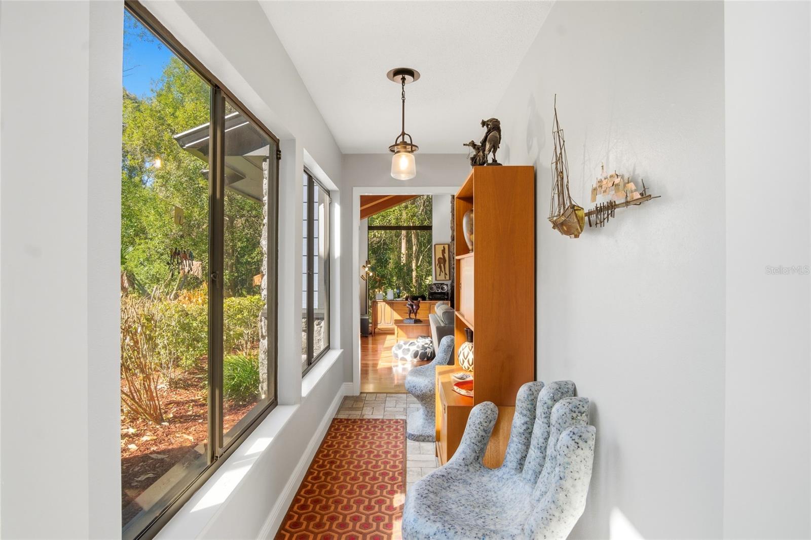 Image 17 of 71 For 55 Oak Hollow Drive