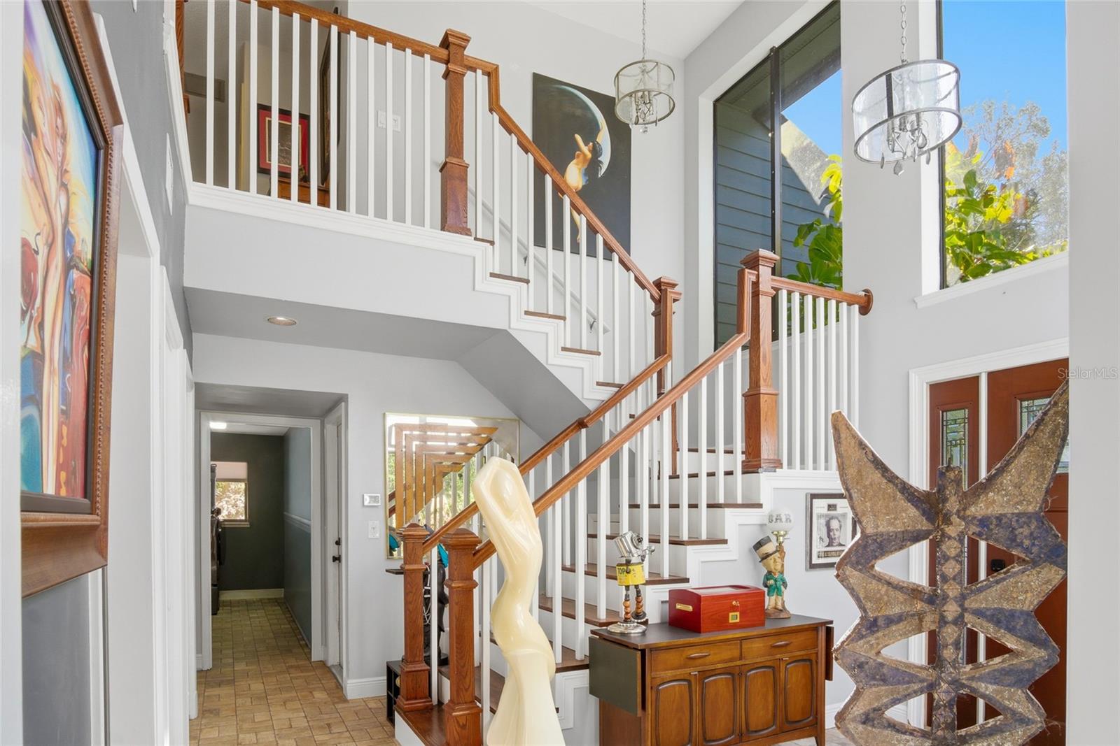 Image 18 of 71 For 55 Oak Hollow Drive