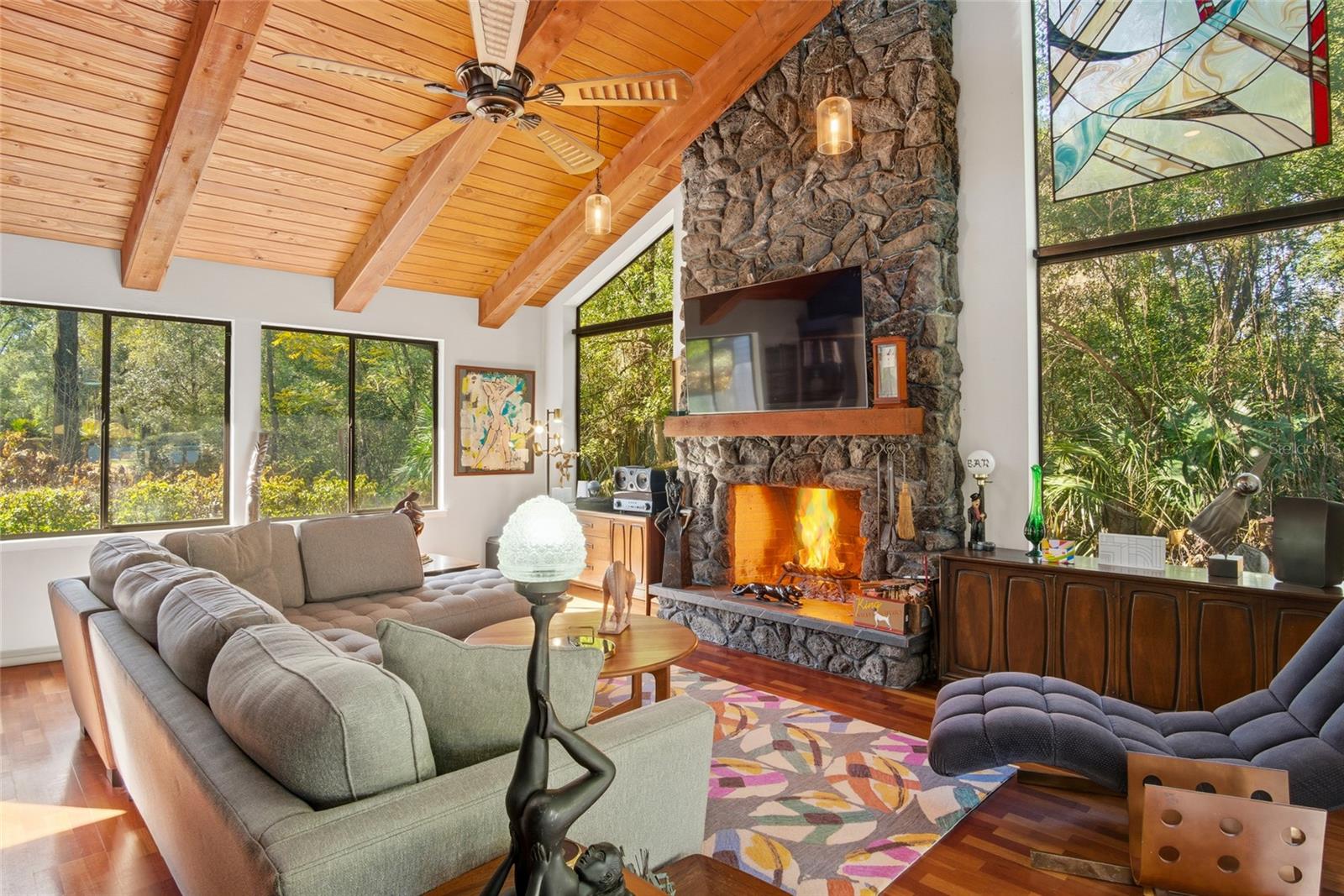 Image 21 of 71 For 55 Oak Hollow Drive