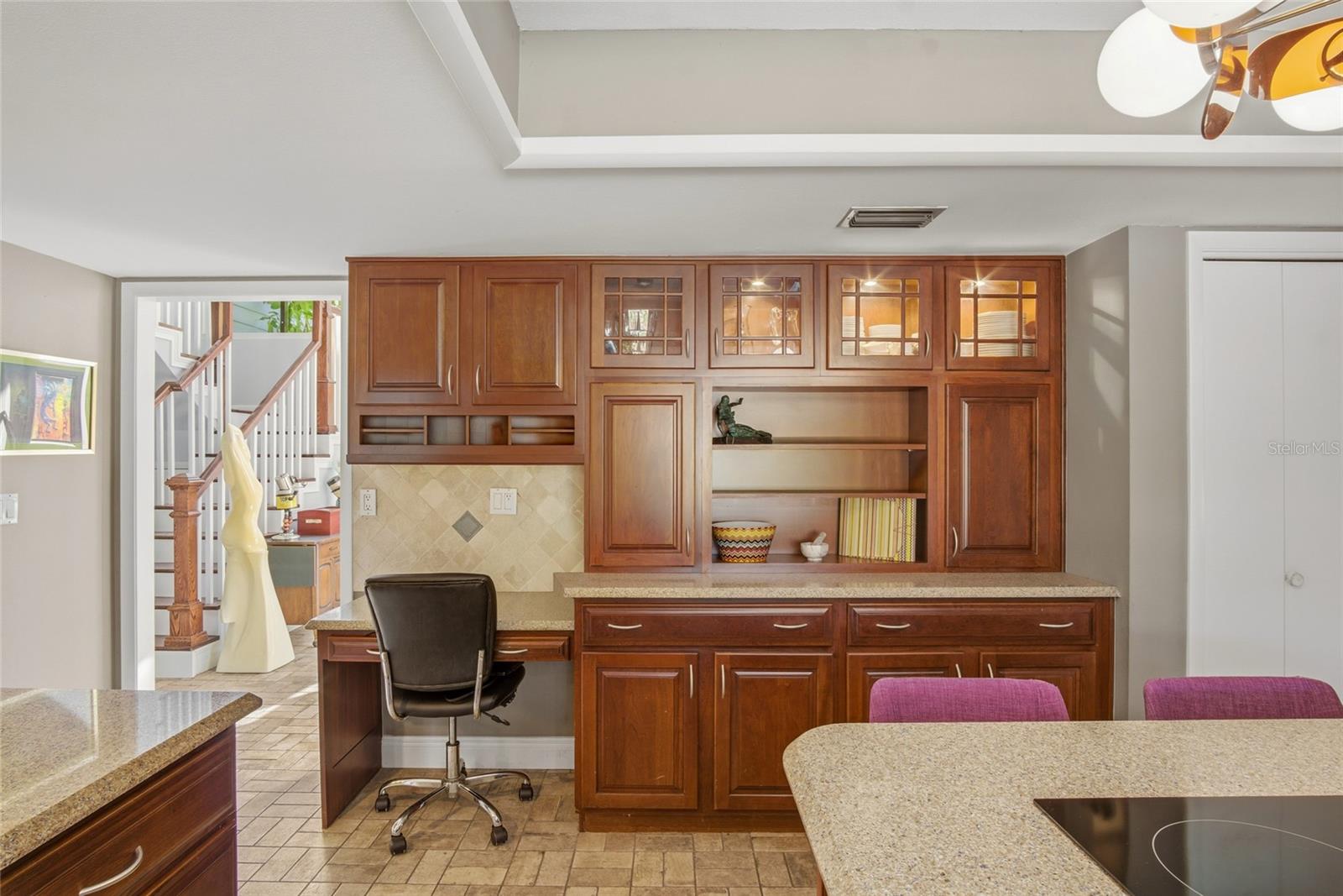 Image 28 of 71 For 55 Oak Hollow Drive