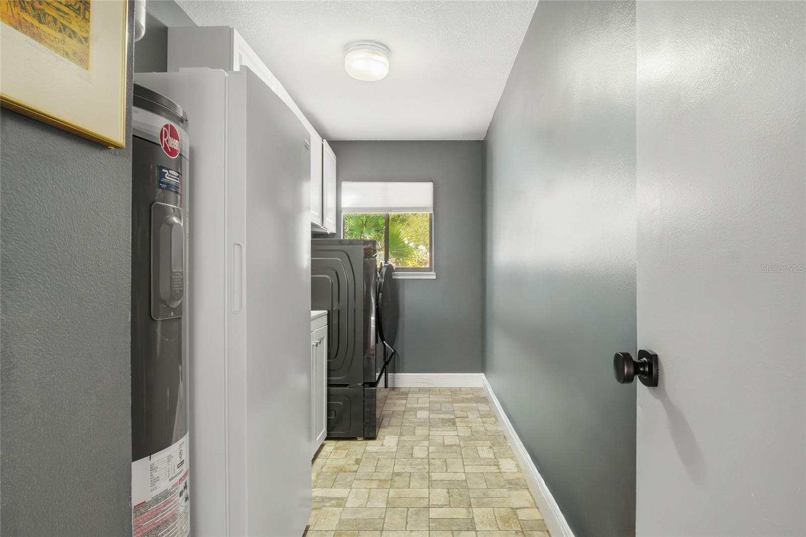 Image 33 of 71 For 55 Oak Hollow Drive