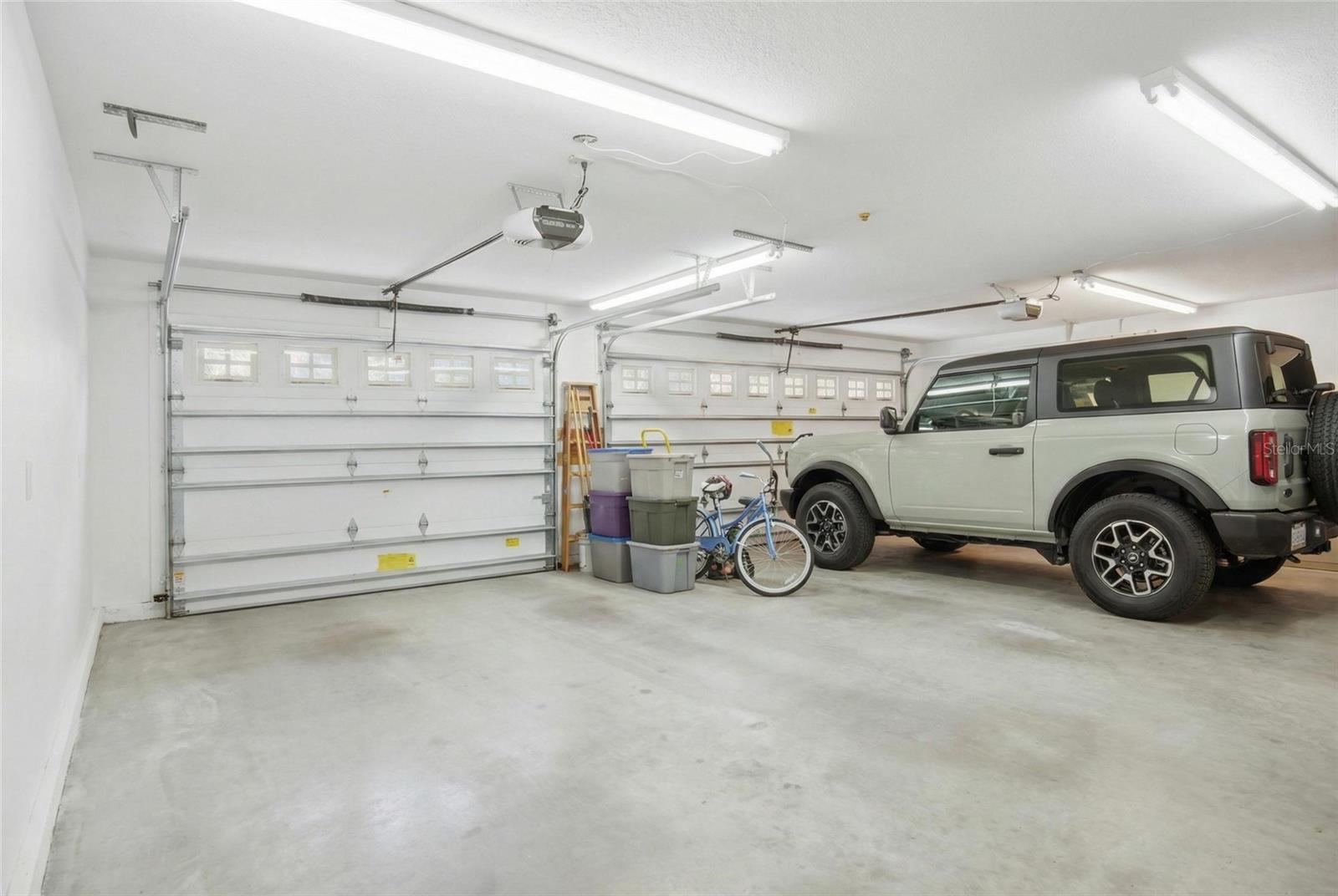 Image 34 of 71 For 55 Oak Hollow Drive