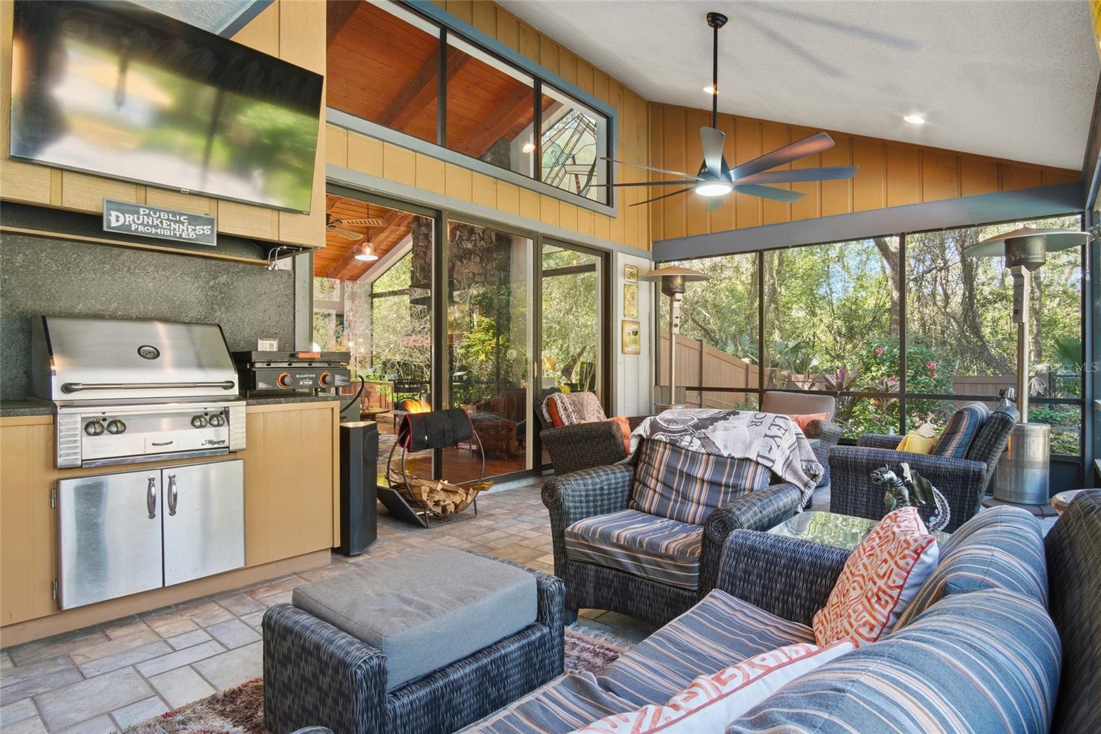 Image 51 of 71 For 55 Oak Hollow Drive