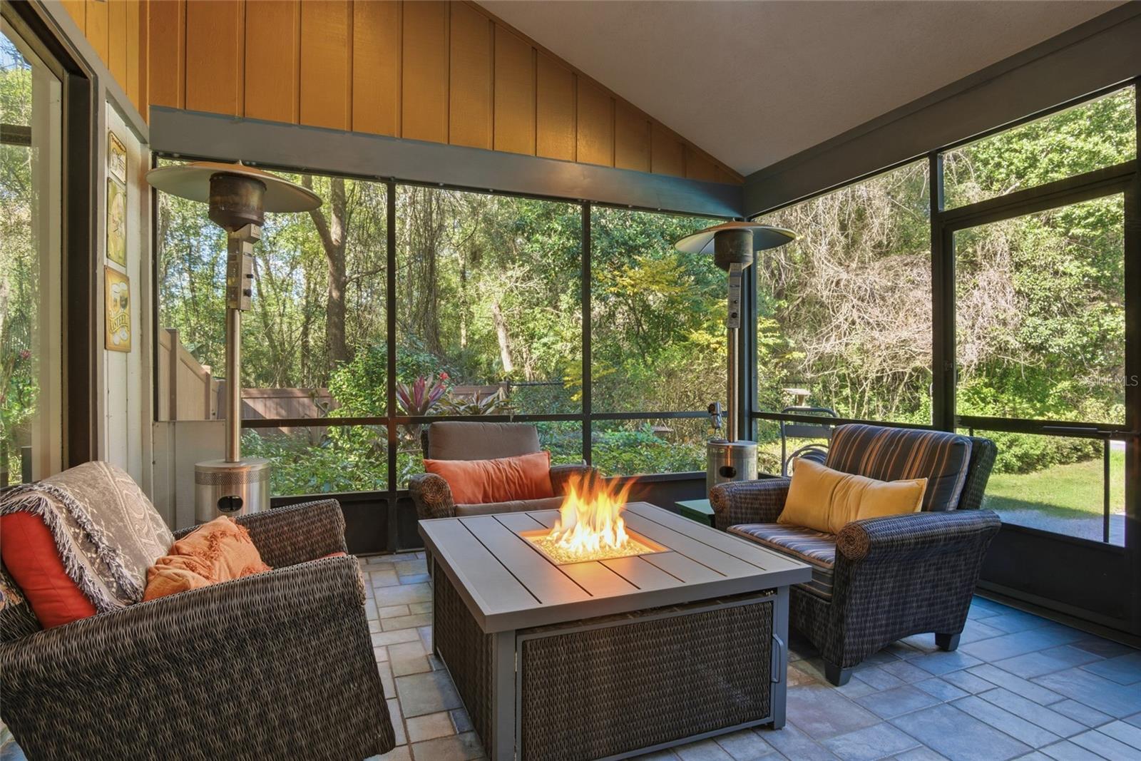 Image 52 of 71 For 55 Oak Hollow Drive