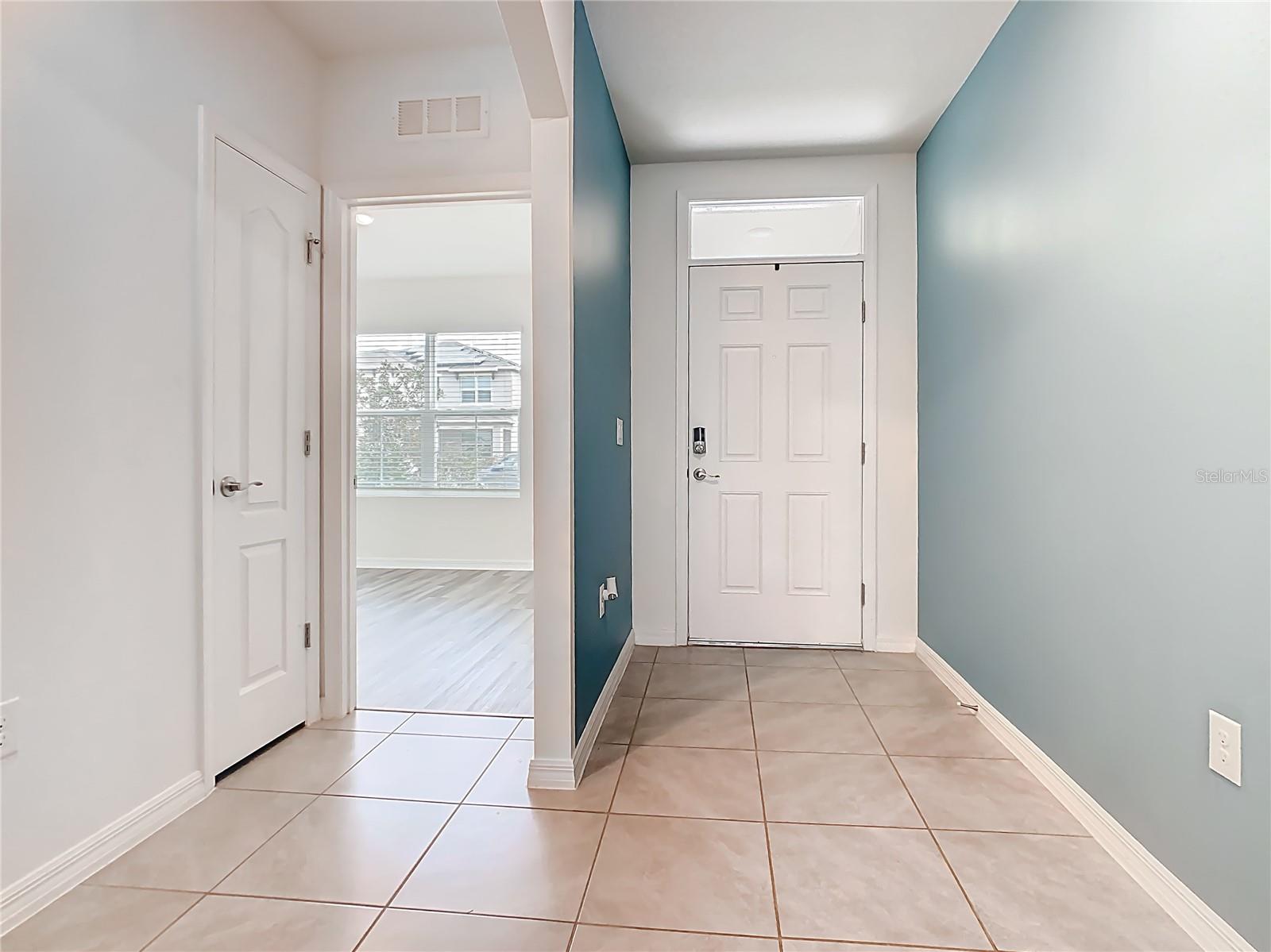 Image 4 of 34 For 3348 Perennial Lane