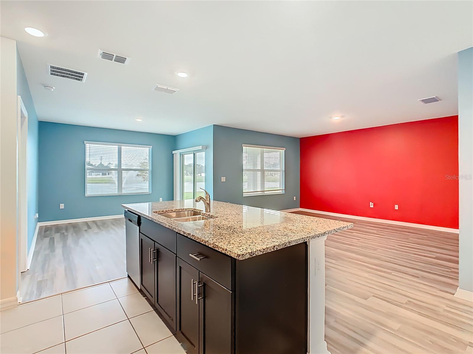 Image 6 of 34 For 3348 Perennial Lane