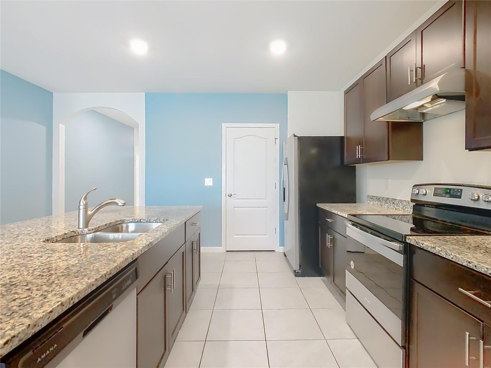 Image 8 of 34 For 3348 Perennial Lane