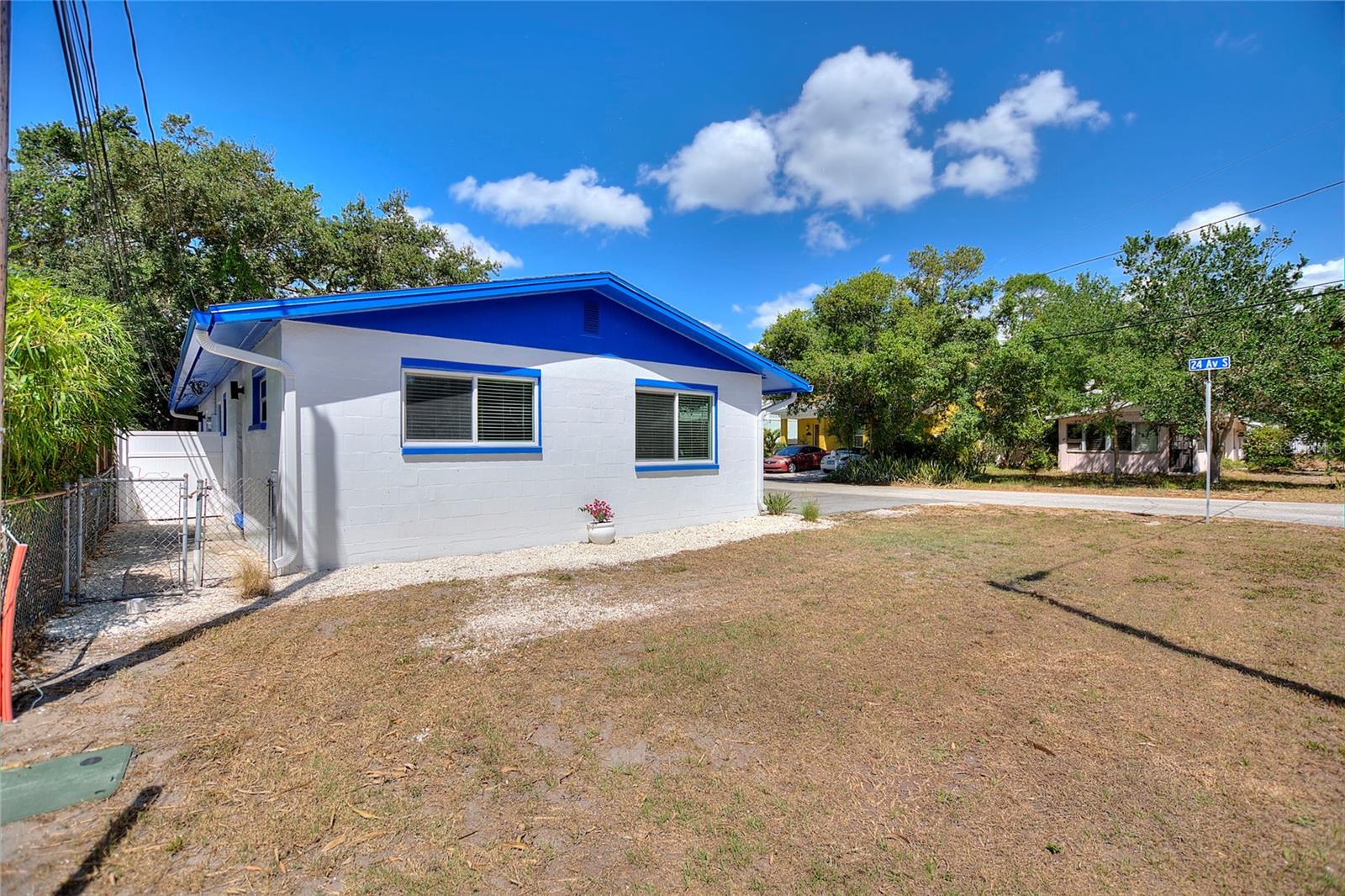 Image 14 of 29 For 5100 24th Avenue S