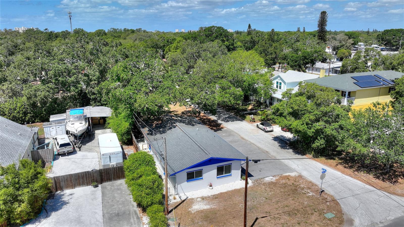 Image 18 of 29 For 5100 24th Avenue S