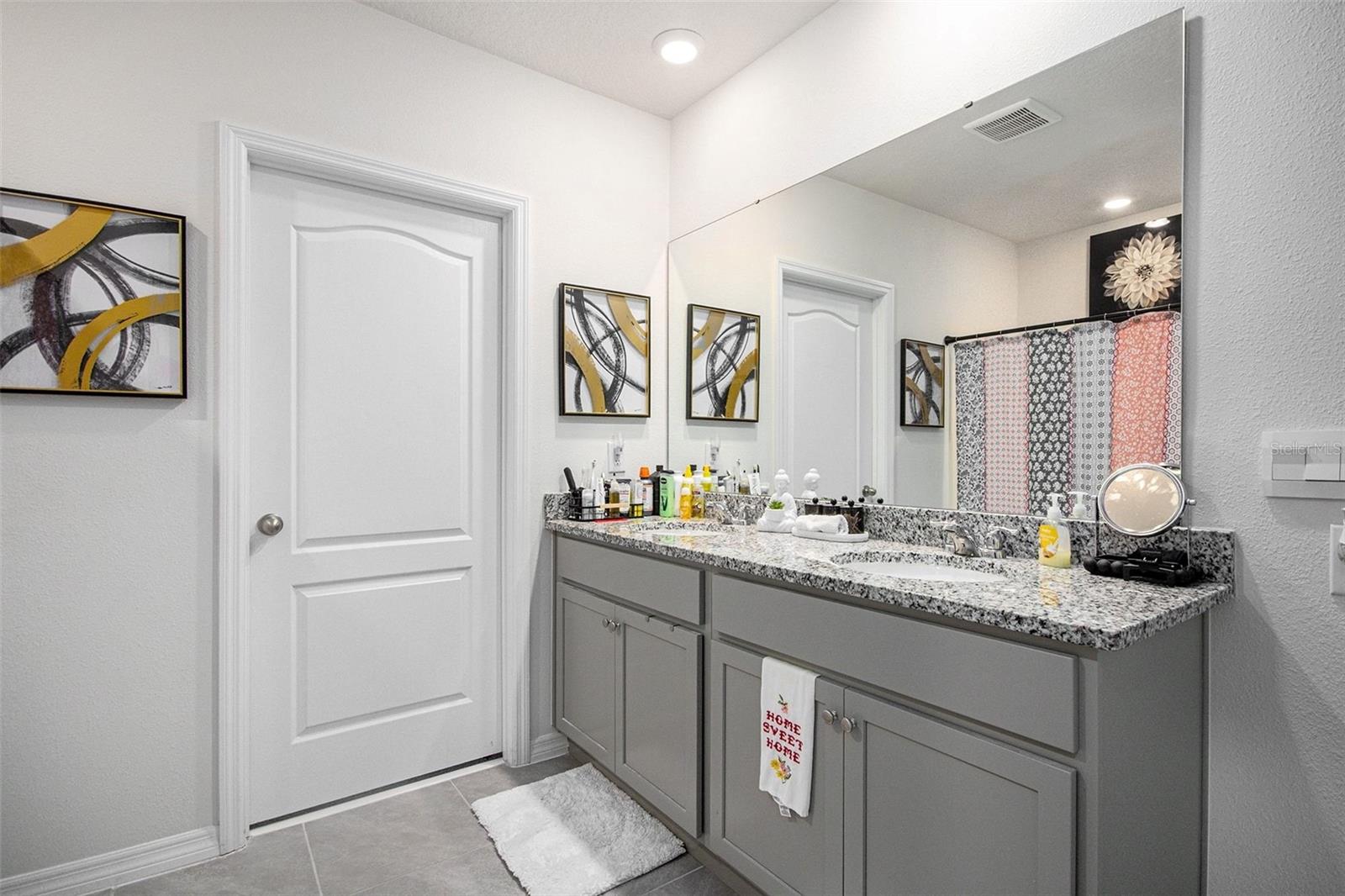 Image 23 of 30 For 3027 Beau Loop