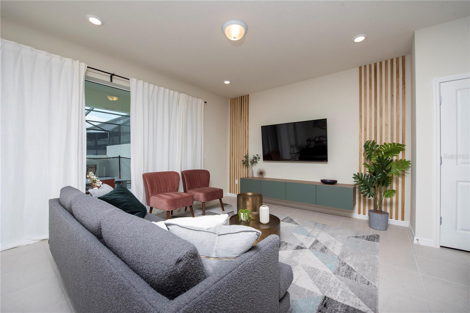 Image 13 of 53 For 126 Jetty Way