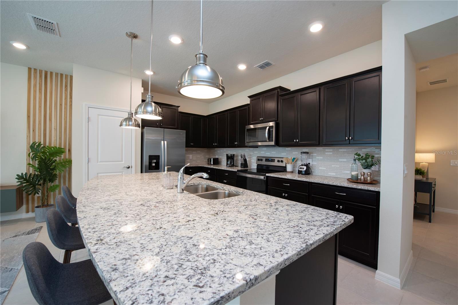 Image 8 of 53 For 126 Jetty Way