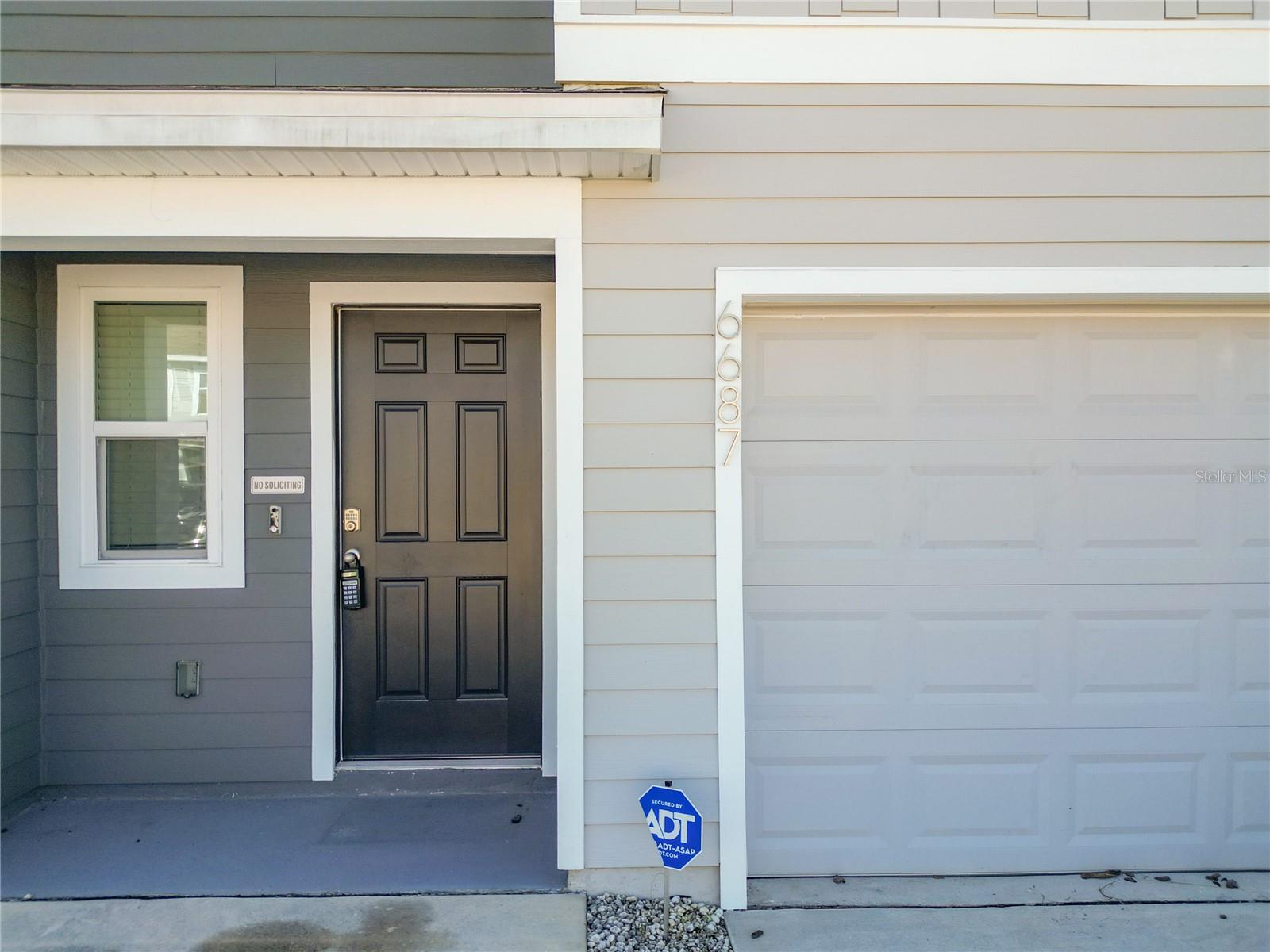 Image 3 of 60 For 6687 81st Loop