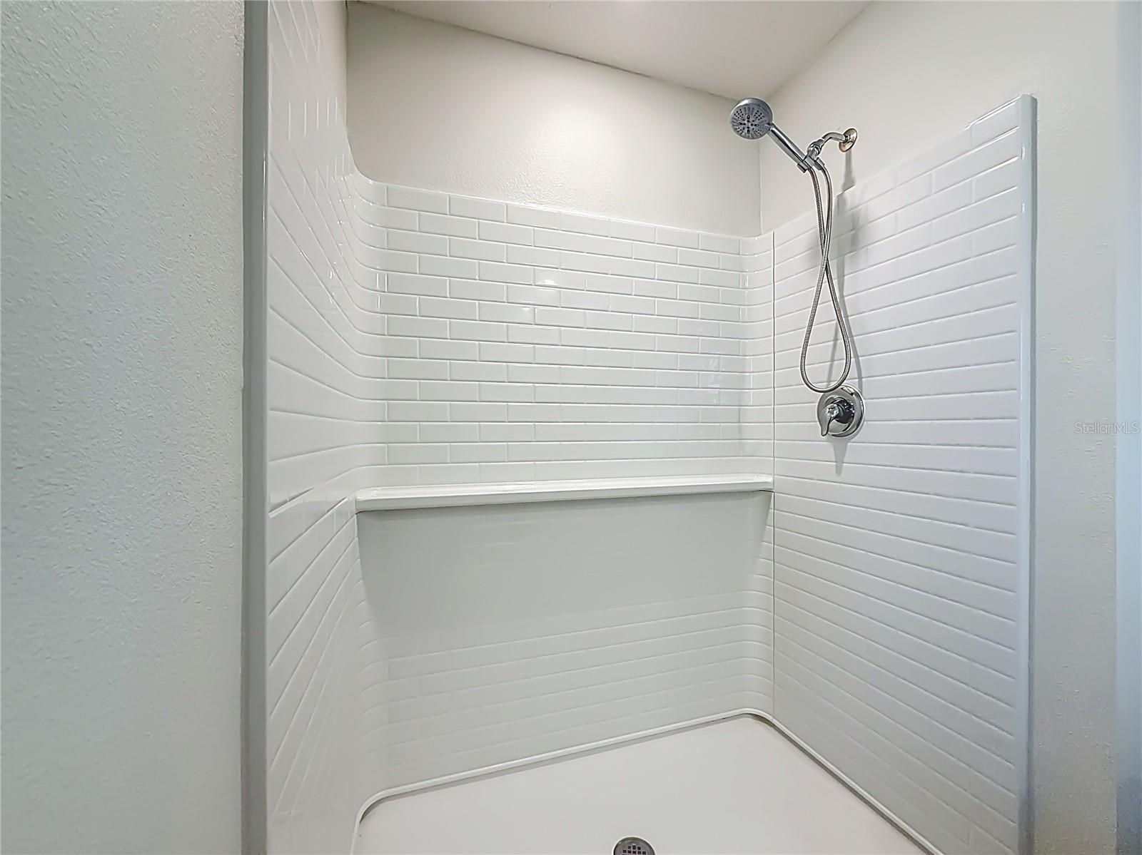 Image 31 of 60 For 6687 81st Loop