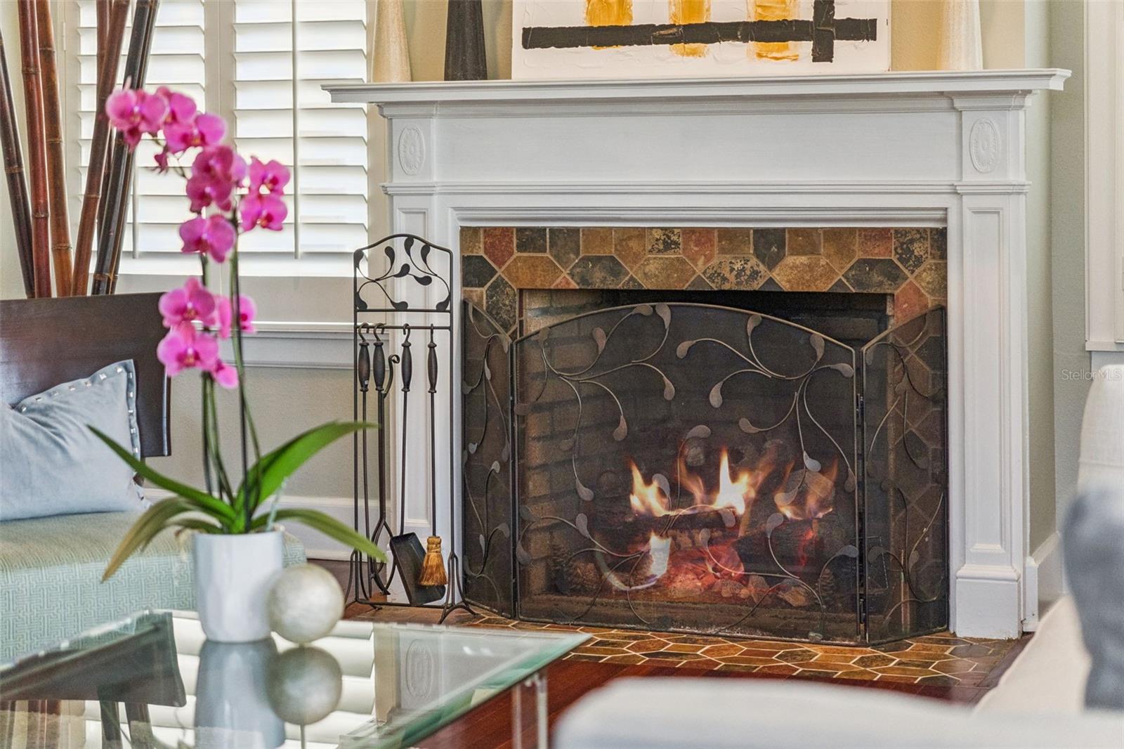 Image 11 of 73 For 910 Alameda Street