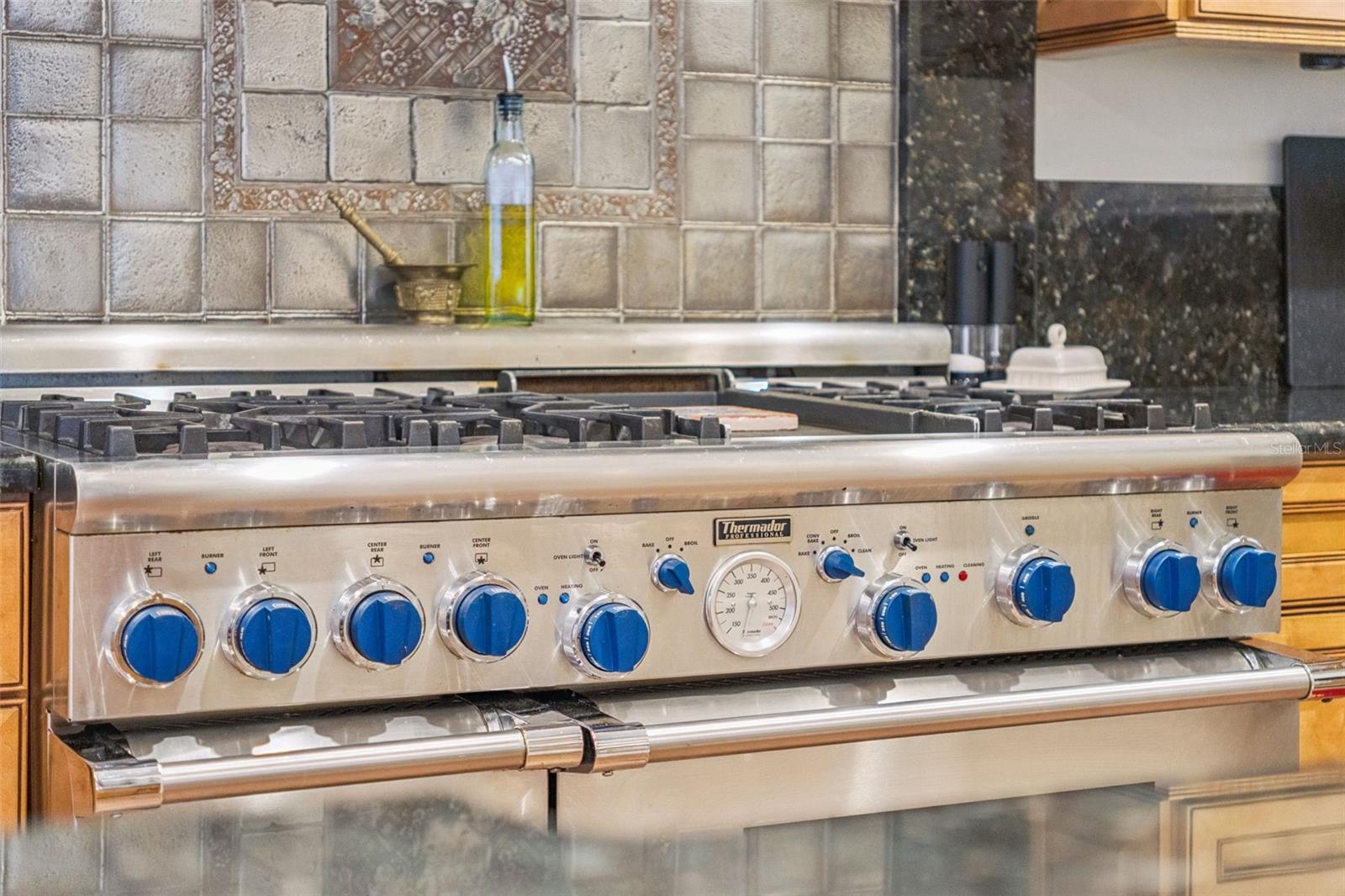 Image 22 of 73 For 910 Alameda Street