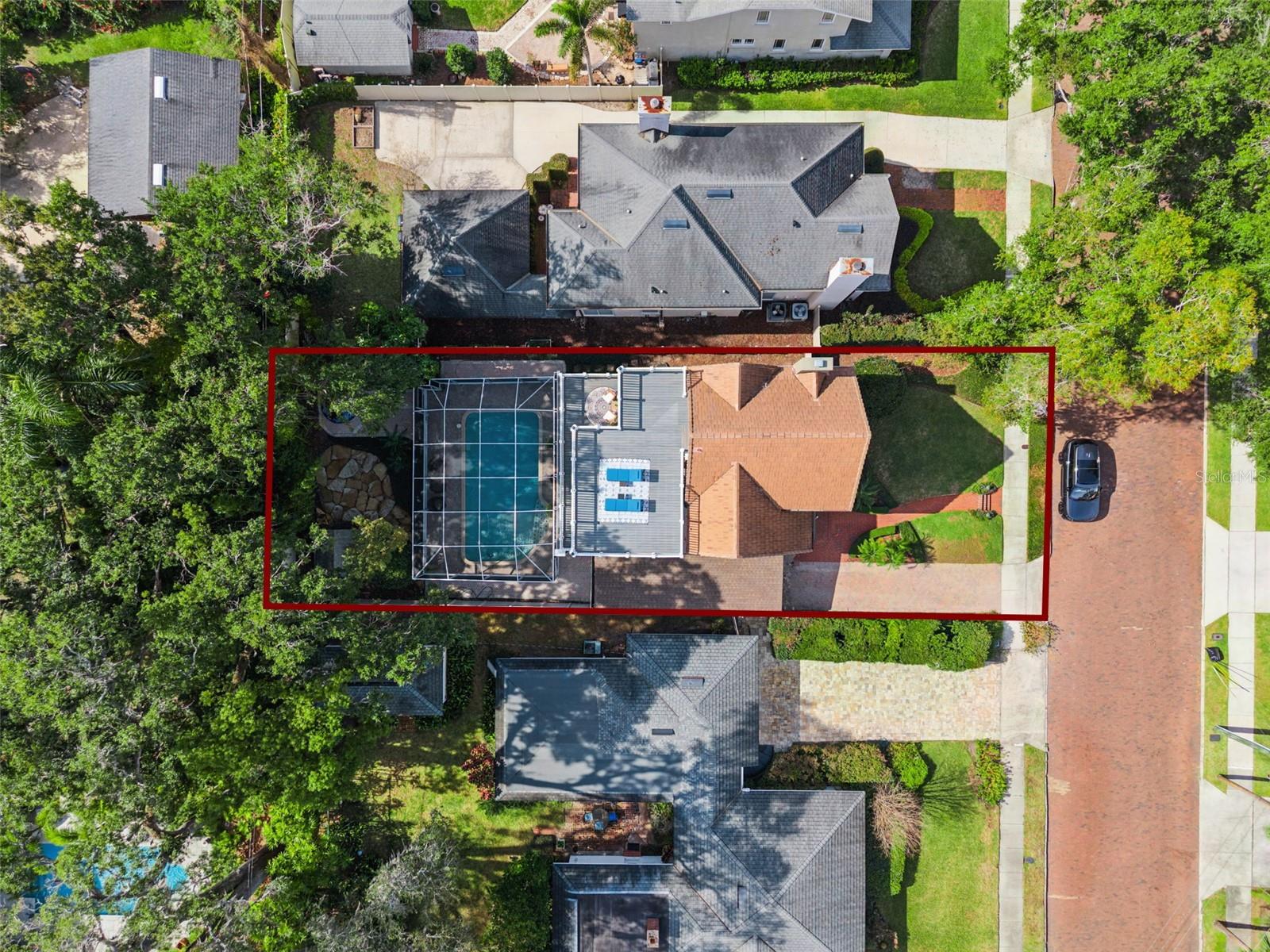 Image 3 of 73 For 910 Alameda Street