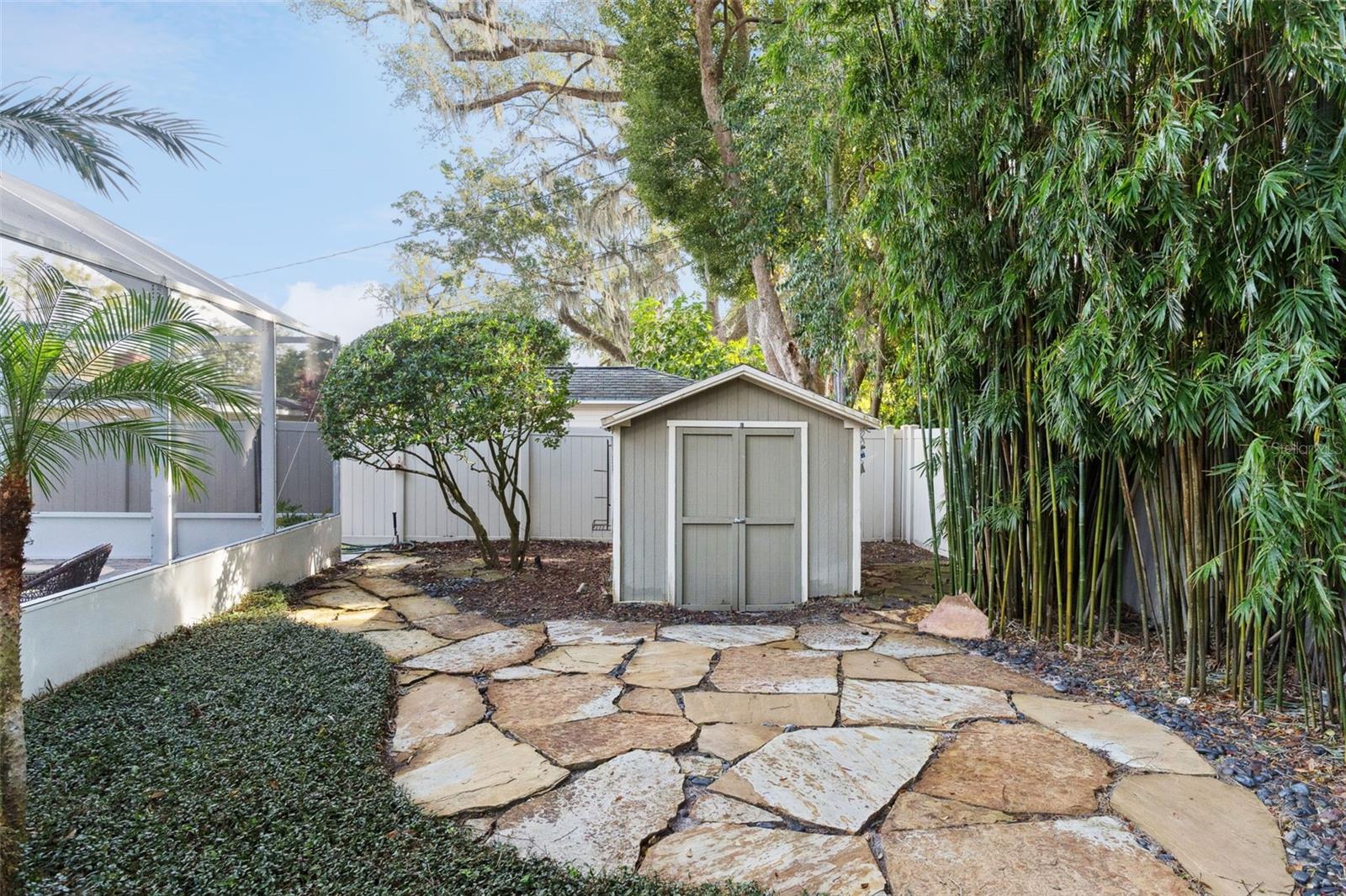 Image 63 of 73 For 910 Alameda Street