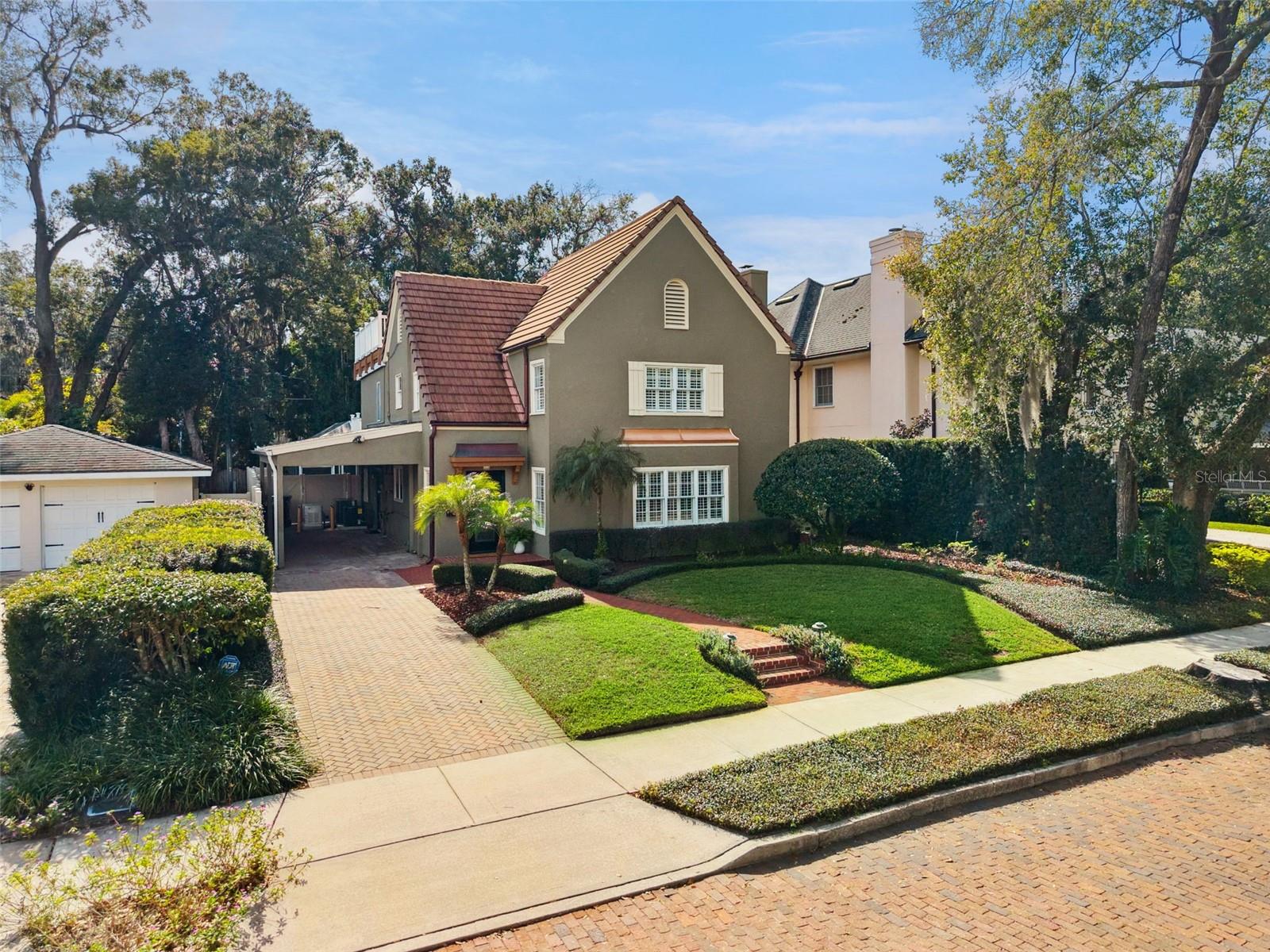 Image 72 of 73 For 910 Alameda Street