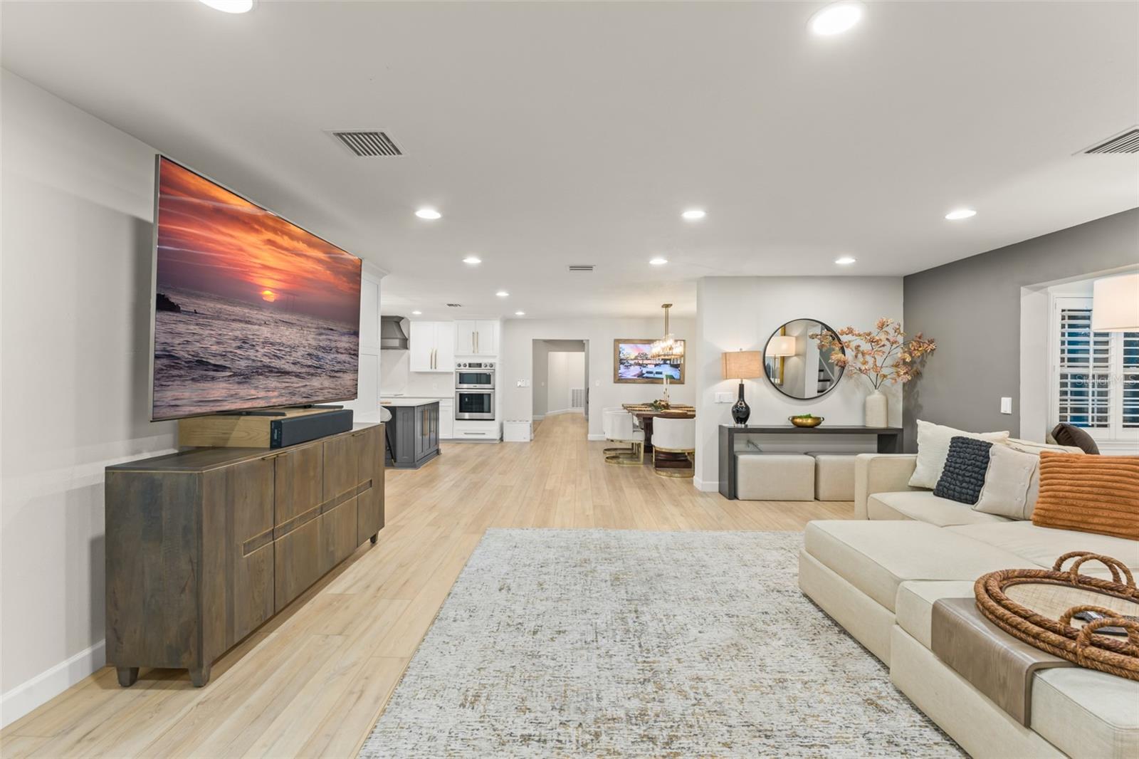 Image 19 of 71 For 5538 Lake Butler Road