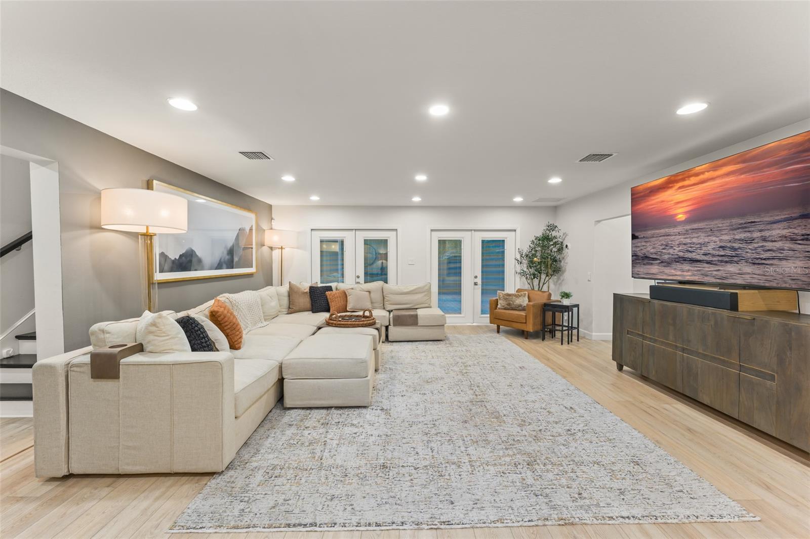 Image 20 of 71 For 5538 Lake Butler Road