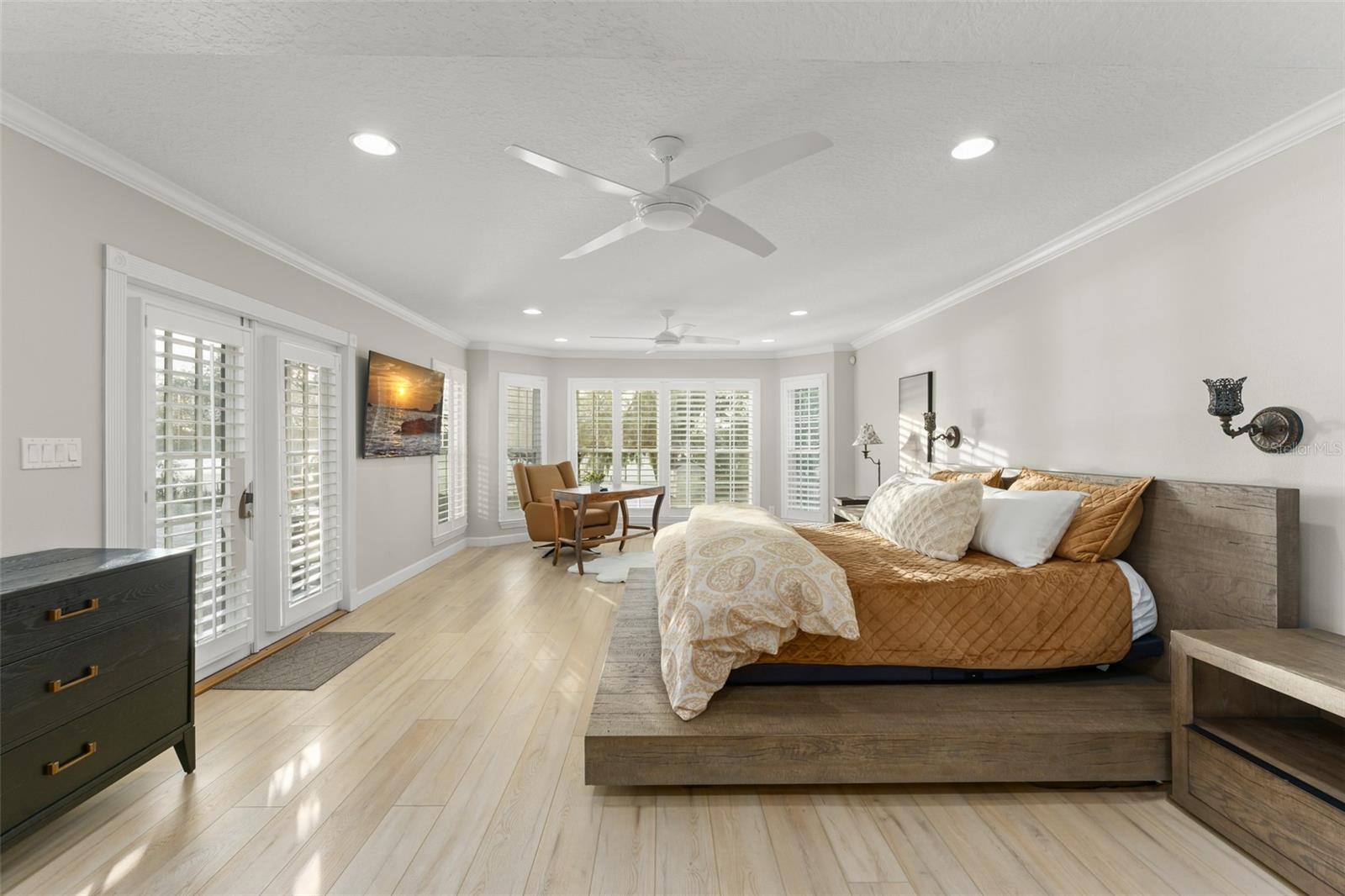 Image 24 of 71 For 5538 Lake Butler Road