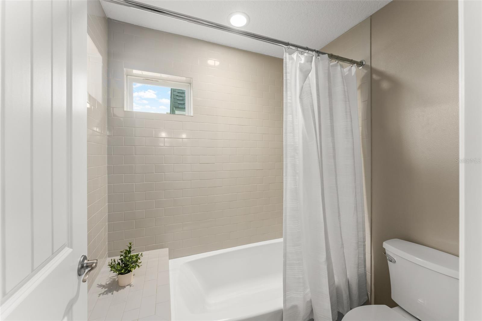 Image 52 of 71 For 5538 Lake Butler Road