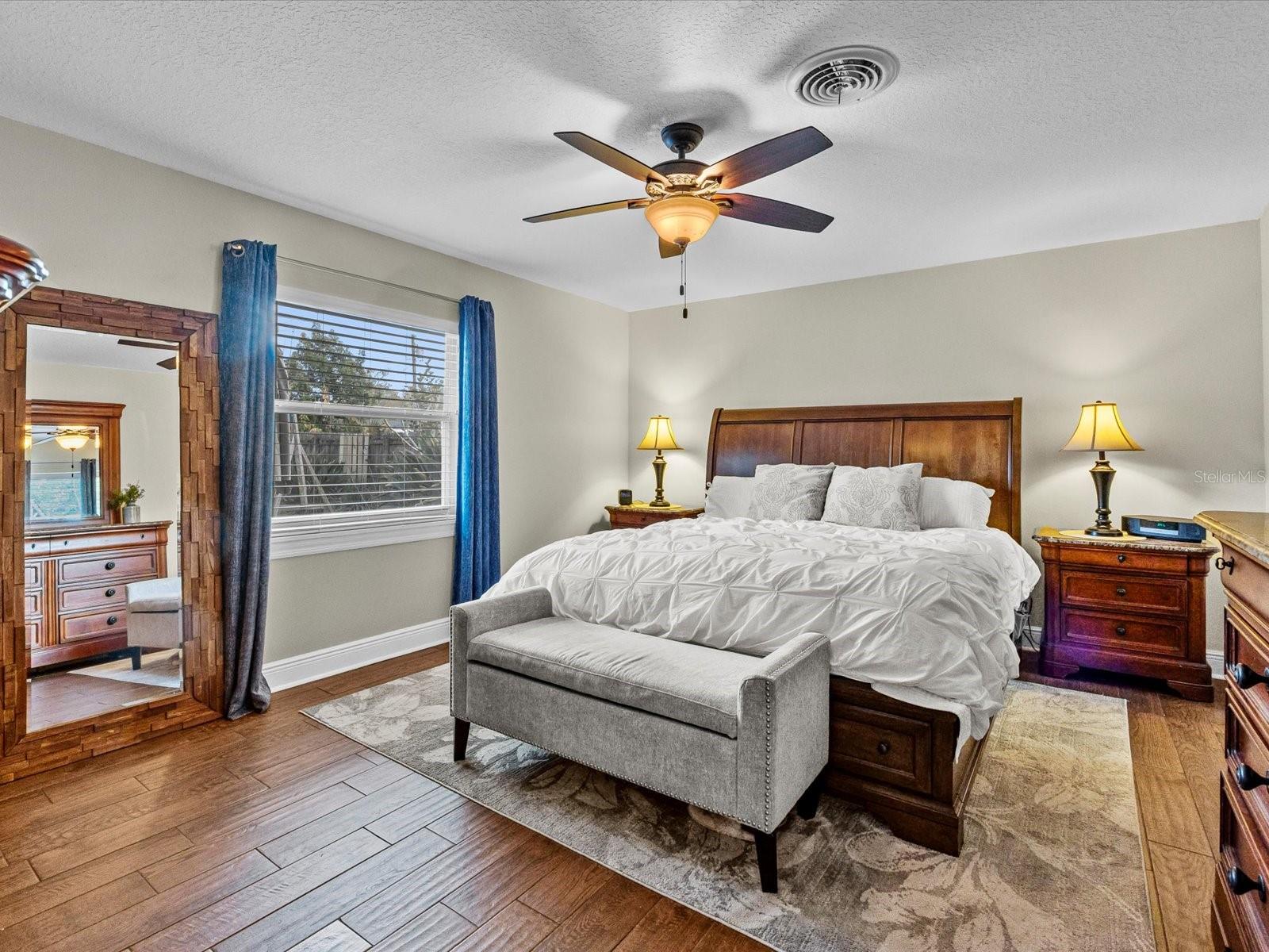 Image 14 of 32 For 630 Saint Dunstan Way