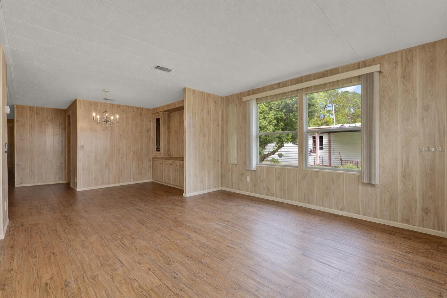 Image 5 of 20 For 934 Blue Heron Boulevard