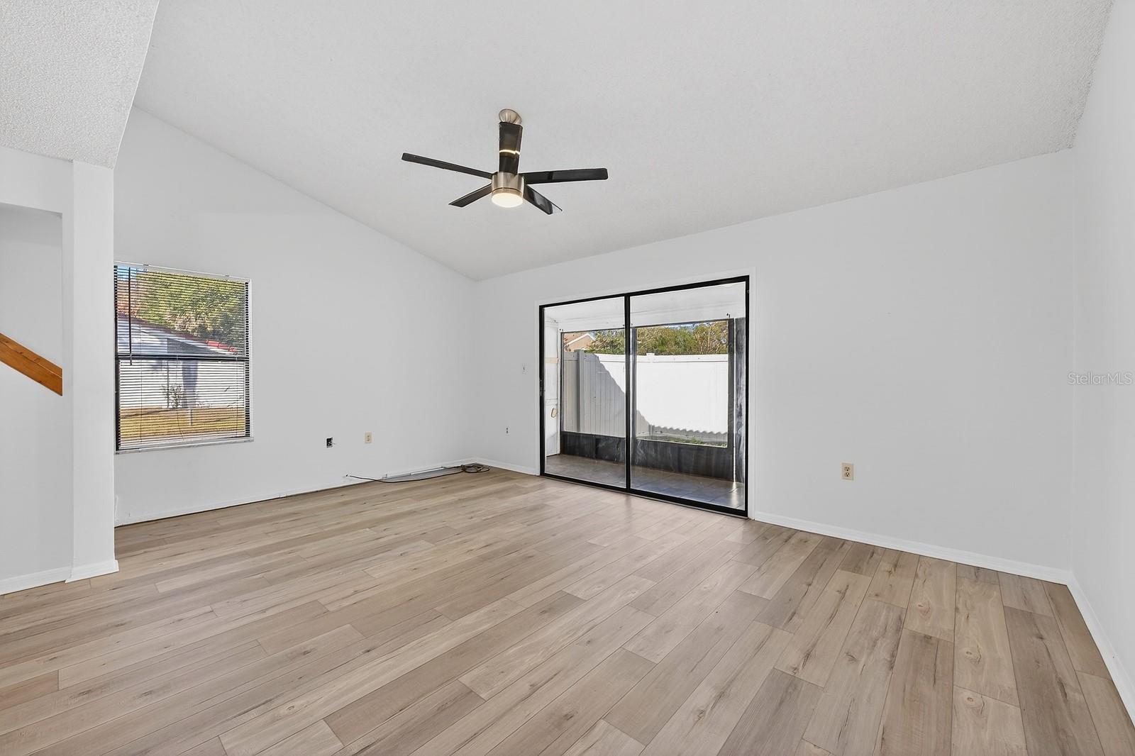 Image 25 of 27 For 5083 Ernst Court 62