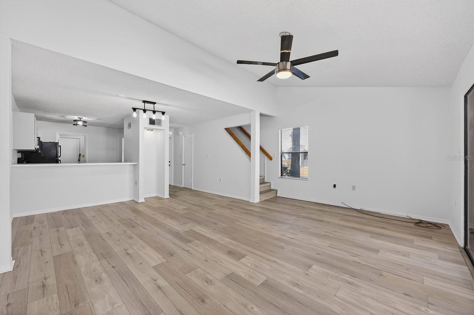 Image 5 of 27 For 5083 Ernst Court 62