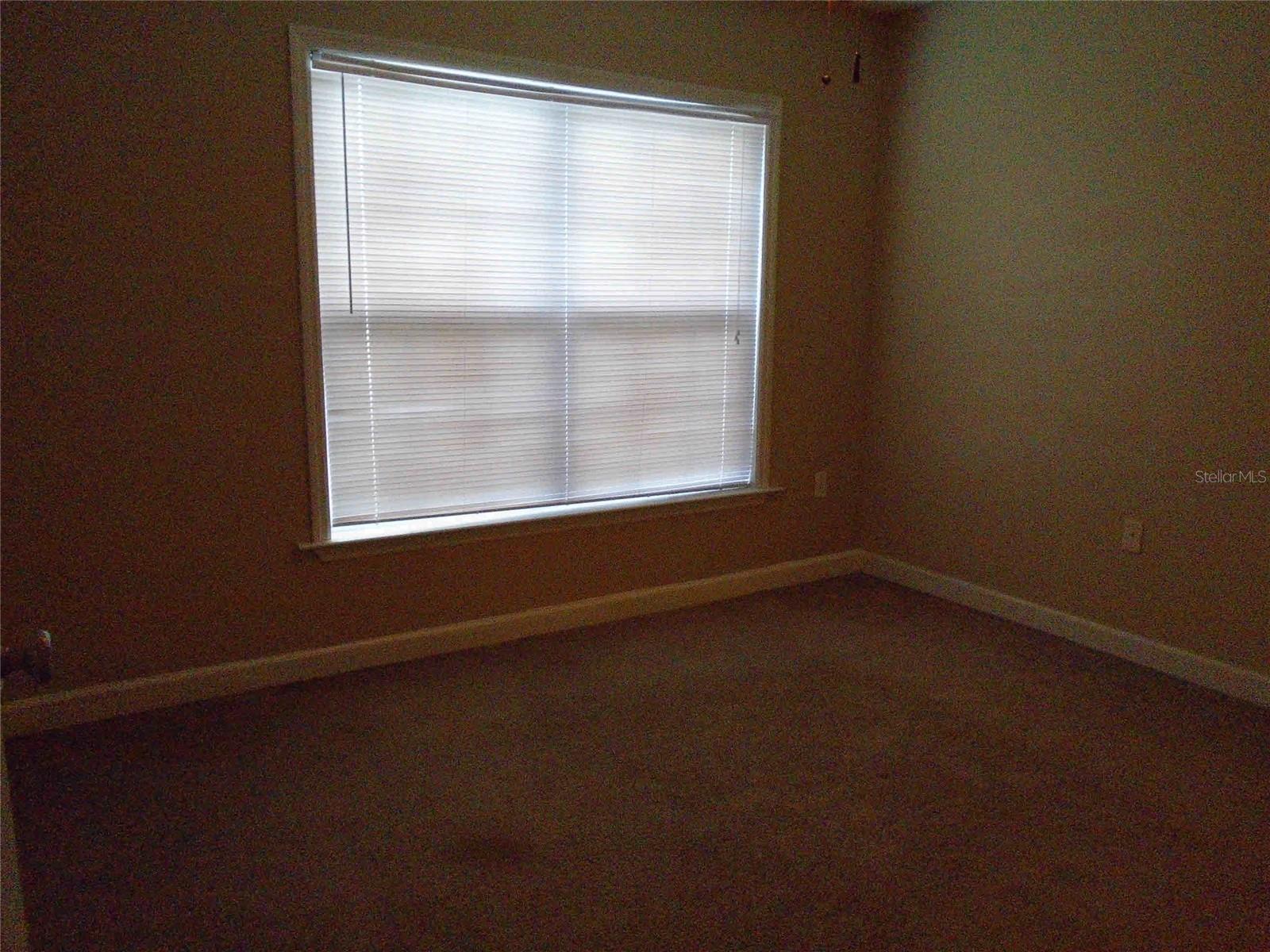 Image 7 of 9 For 2035 Dixie Belle Drive 2035k