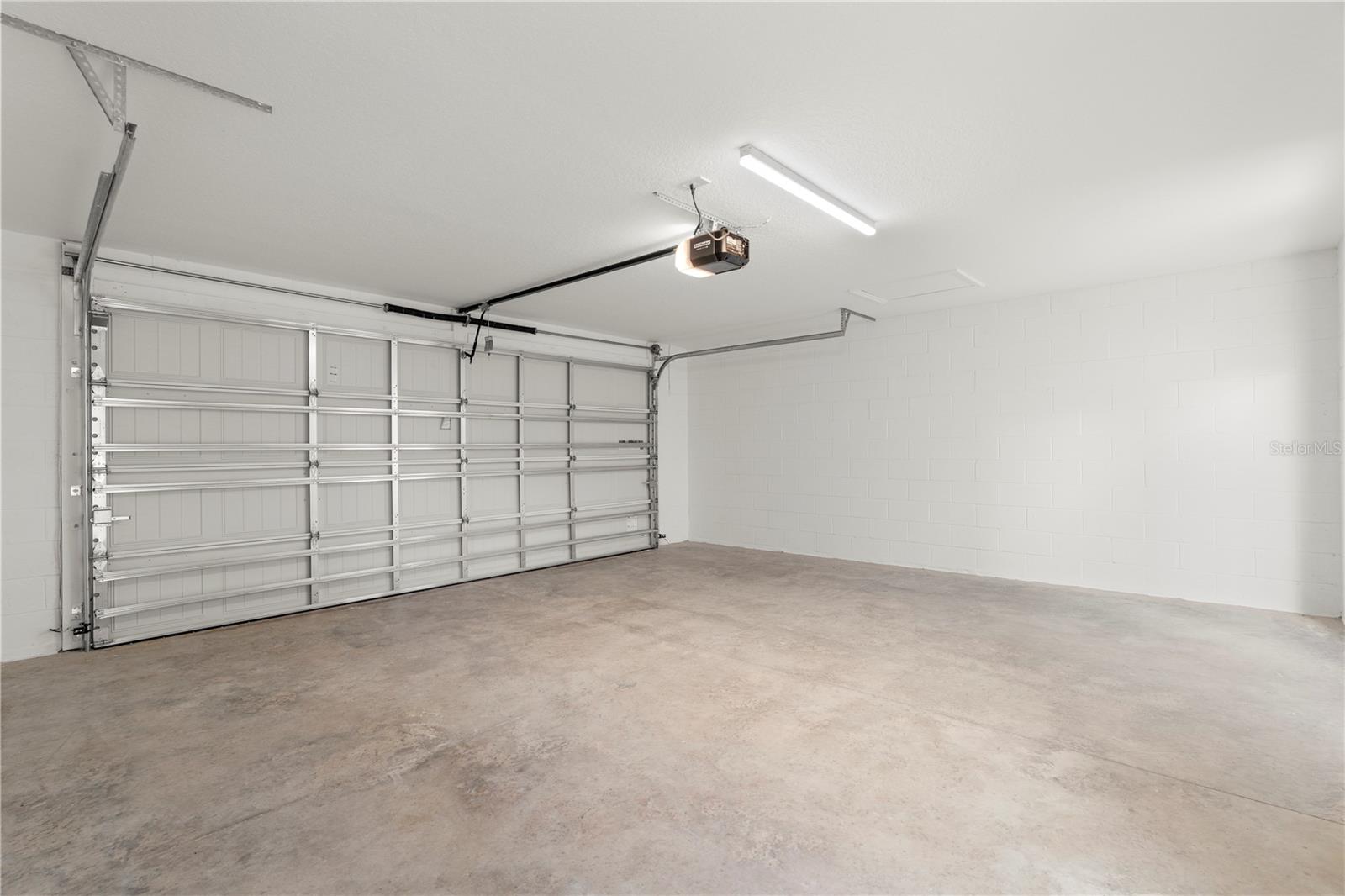 Image 10 of 28 For 9368 Bolshoi Alley