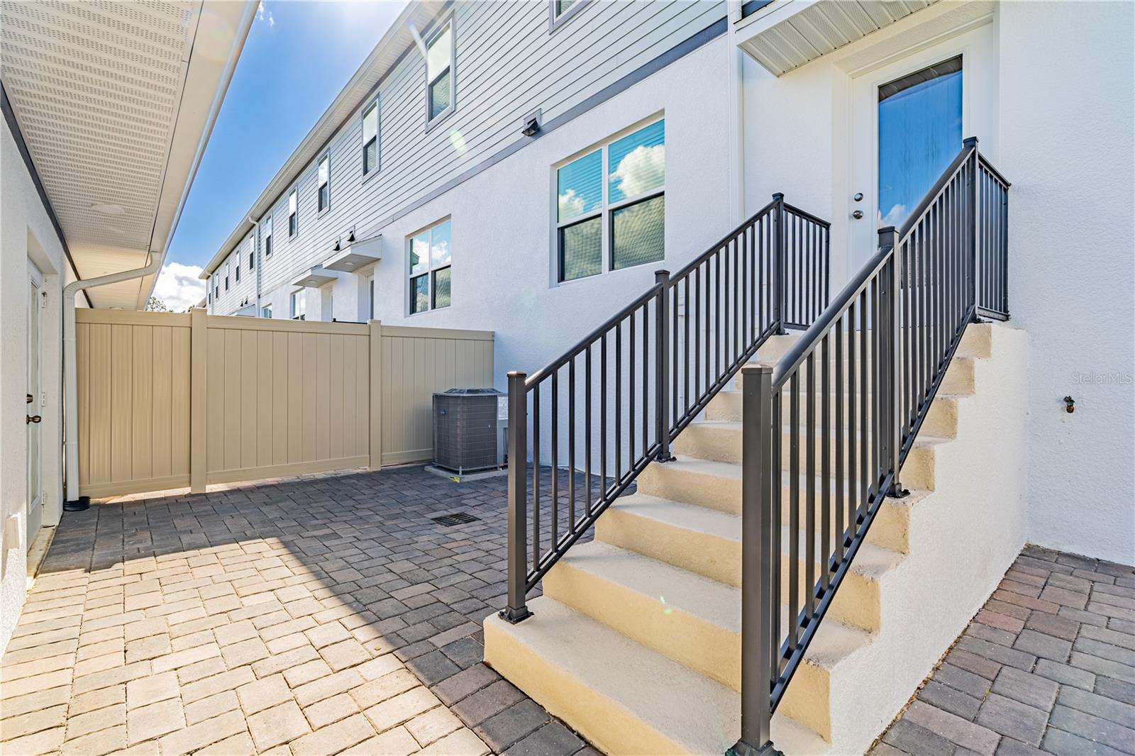 Image 12 of 28 For 9368 Bolshoi Alley