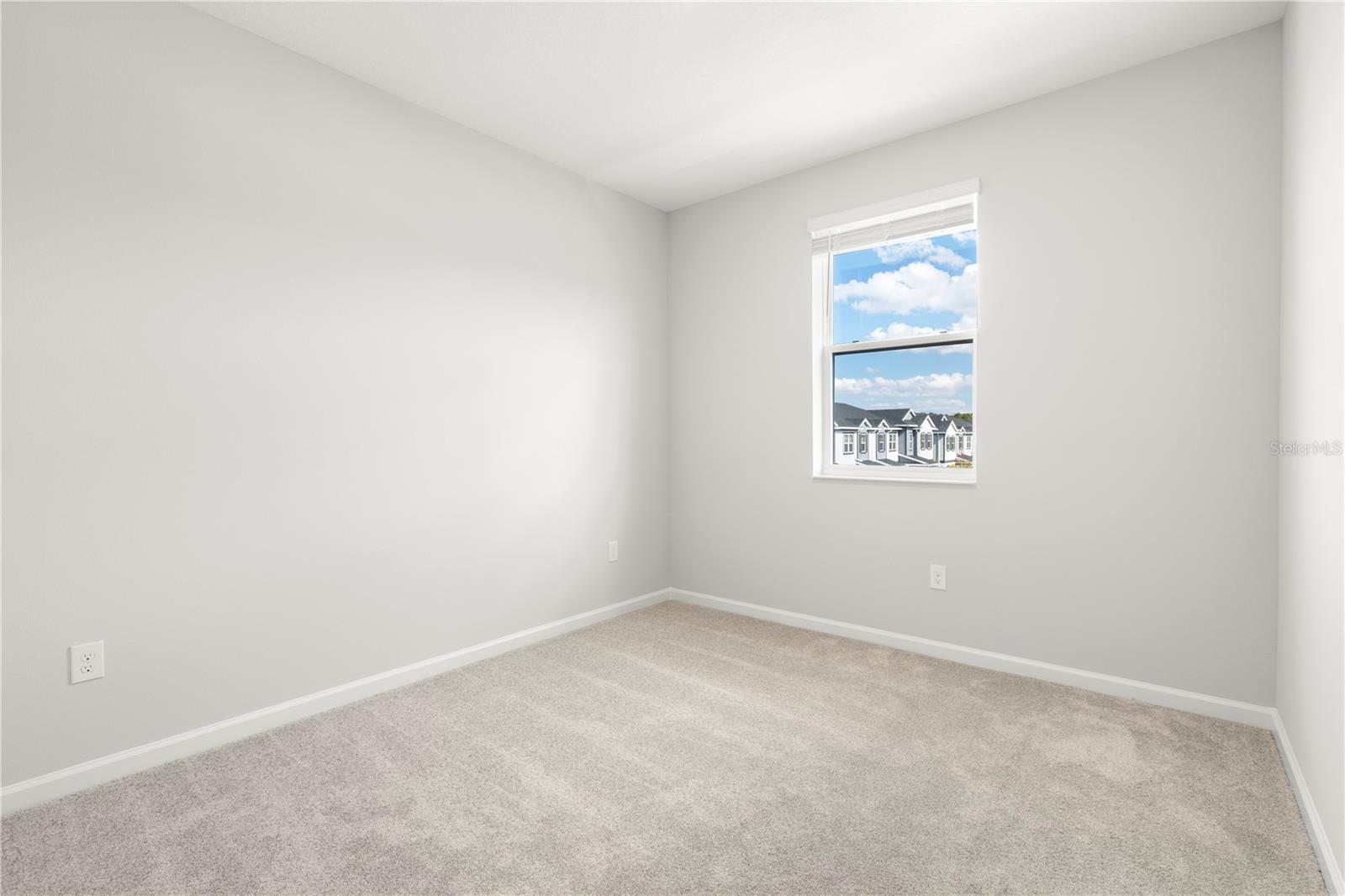 Image 18 of 28 For 9368 Bolshoi Alley