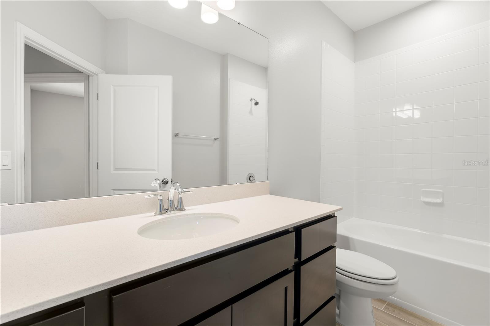 Image 20 of 28 For 9368 Bolshoi Alley