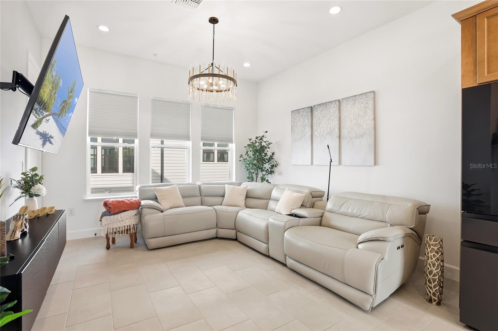 Image 17 of 40 For 2038 Packing District Way