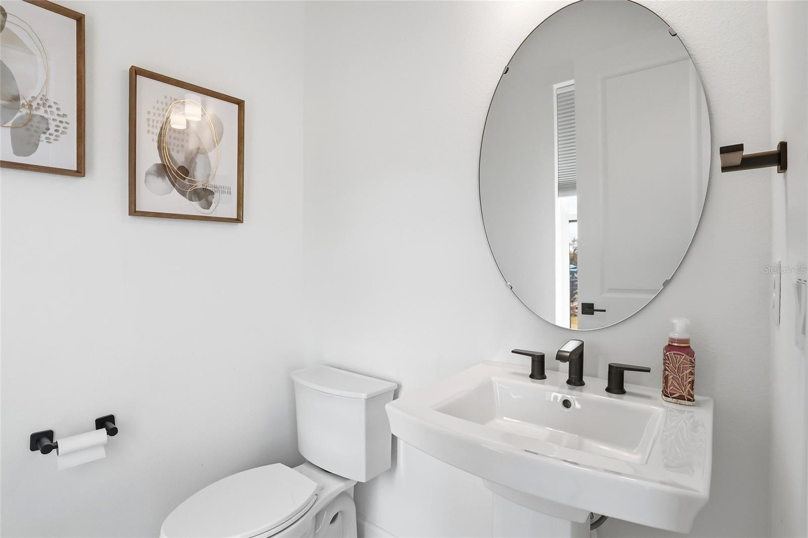 Image 19 of 40 For 2038 Packing District Way