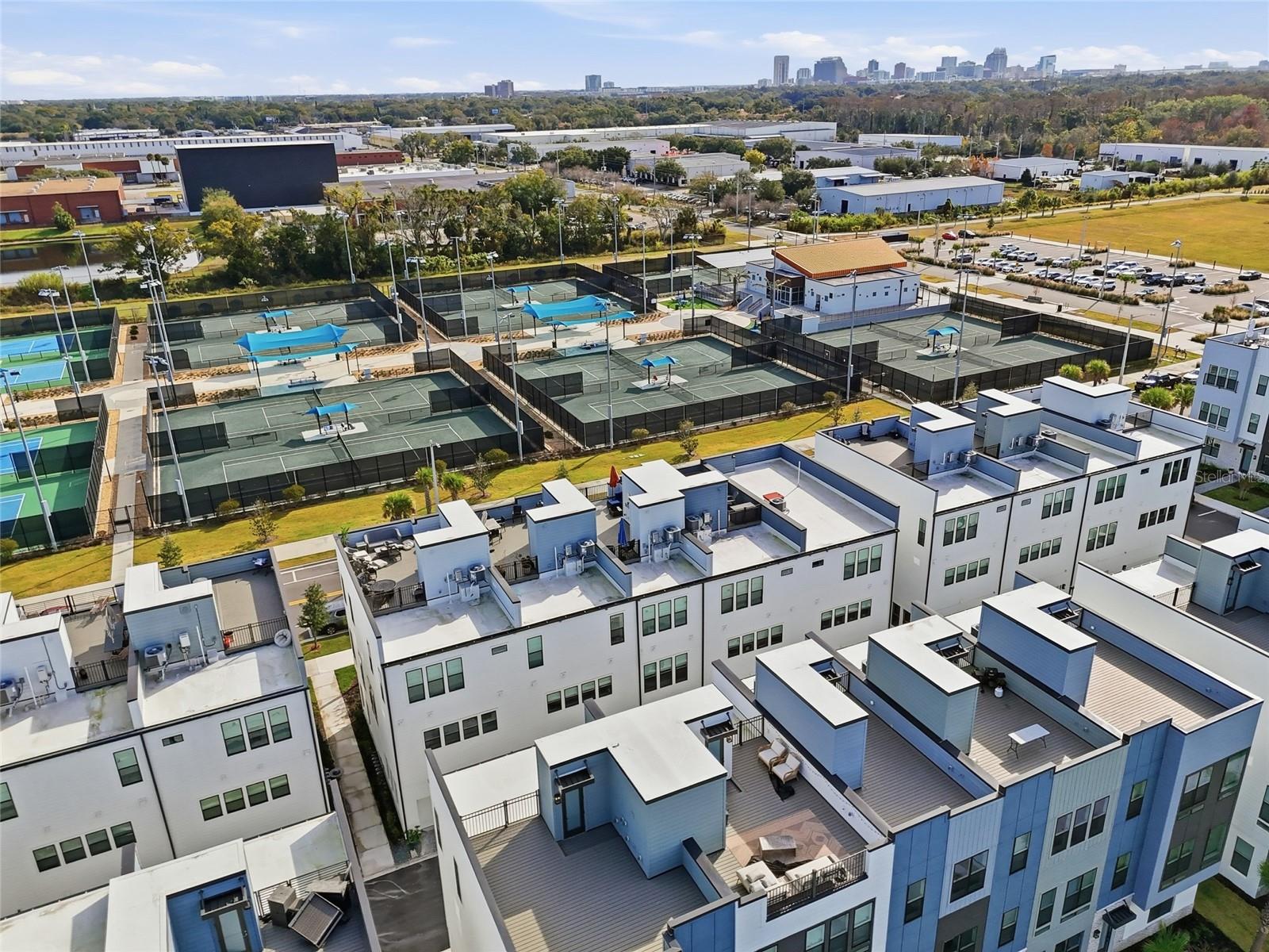 Image 39 of 40 For 2038 Packing District Way