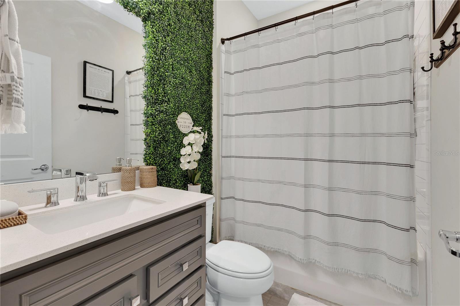 Image 11 of 33 For 5433 Log Grove Lane