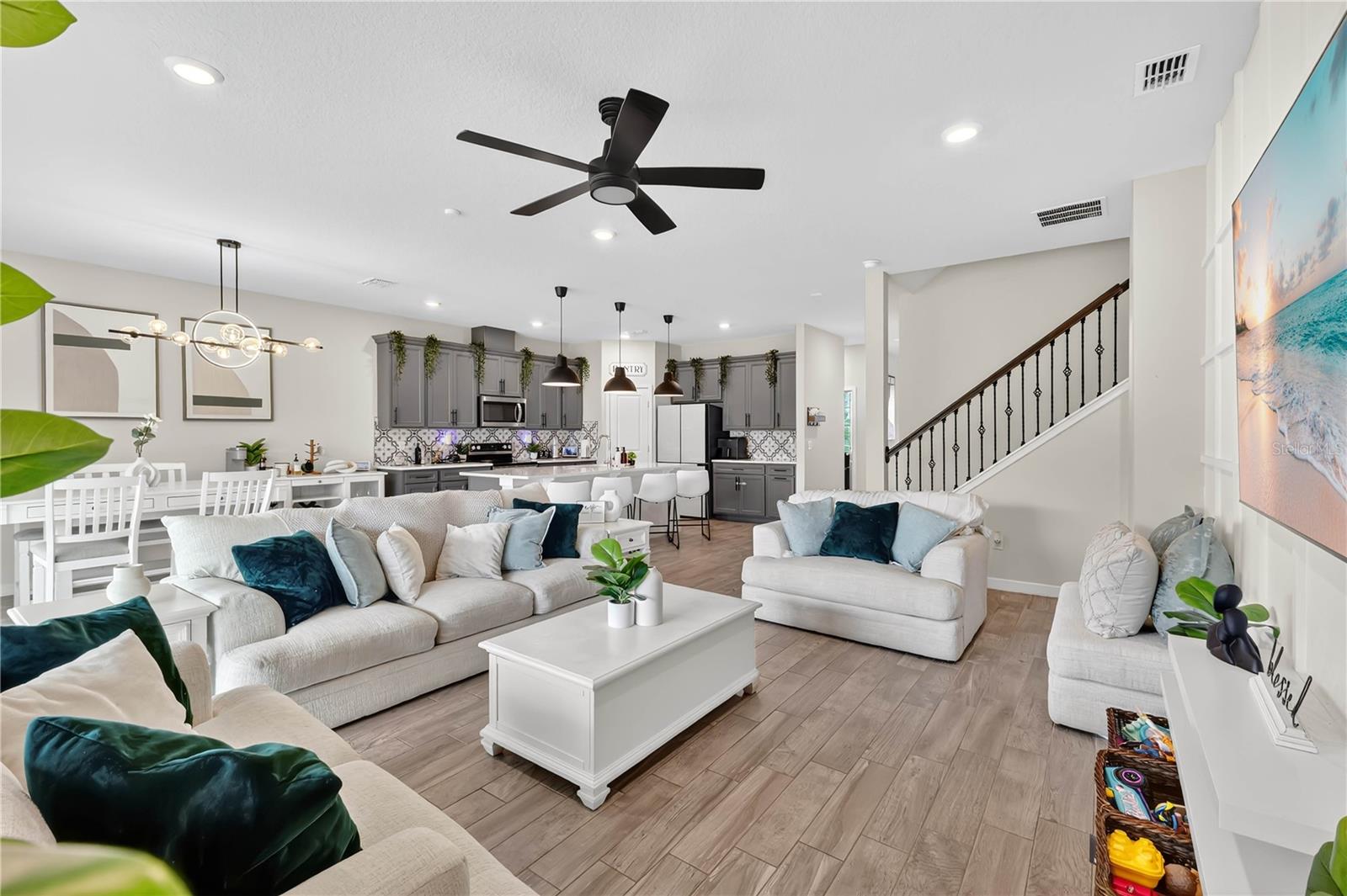 Image 5 of 33 For 5433 Log Grove Lane