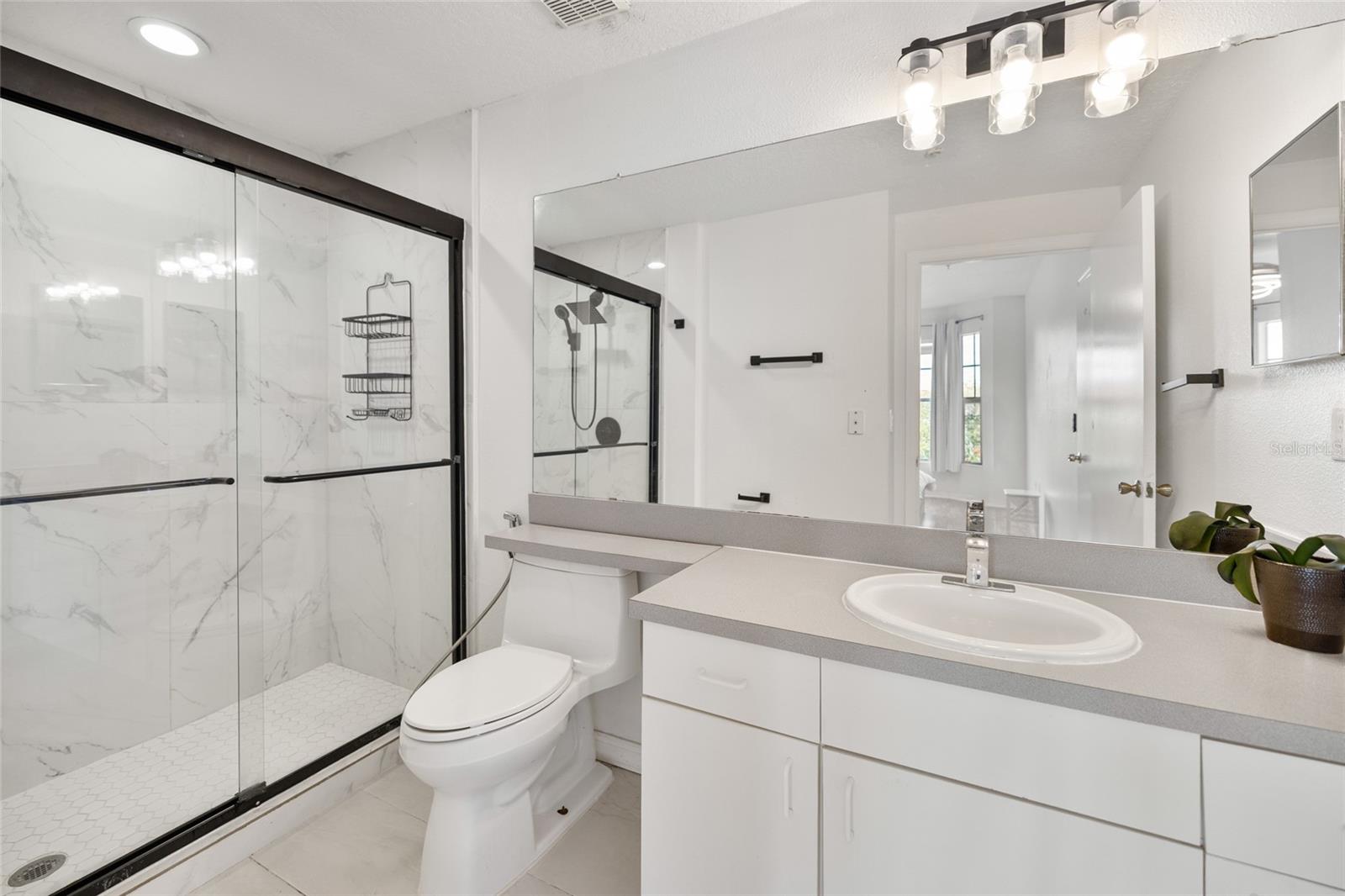 Image 14 of 23 For 5554 Metrowest Boulevard 30