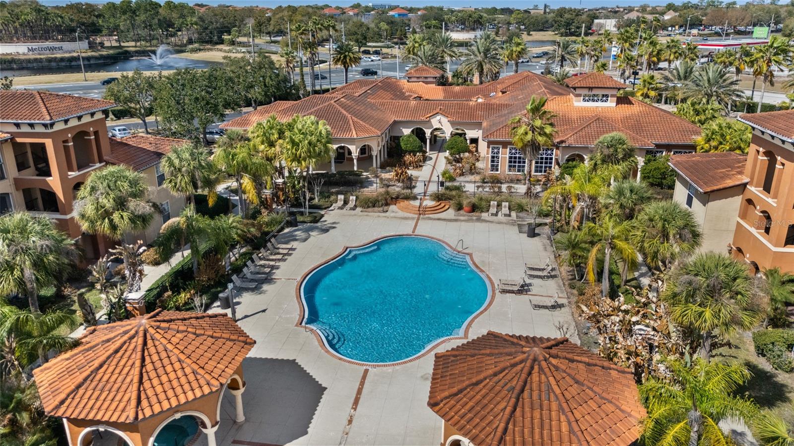 Image 21 of 23 For 5554 Metrowest Boulevard 30