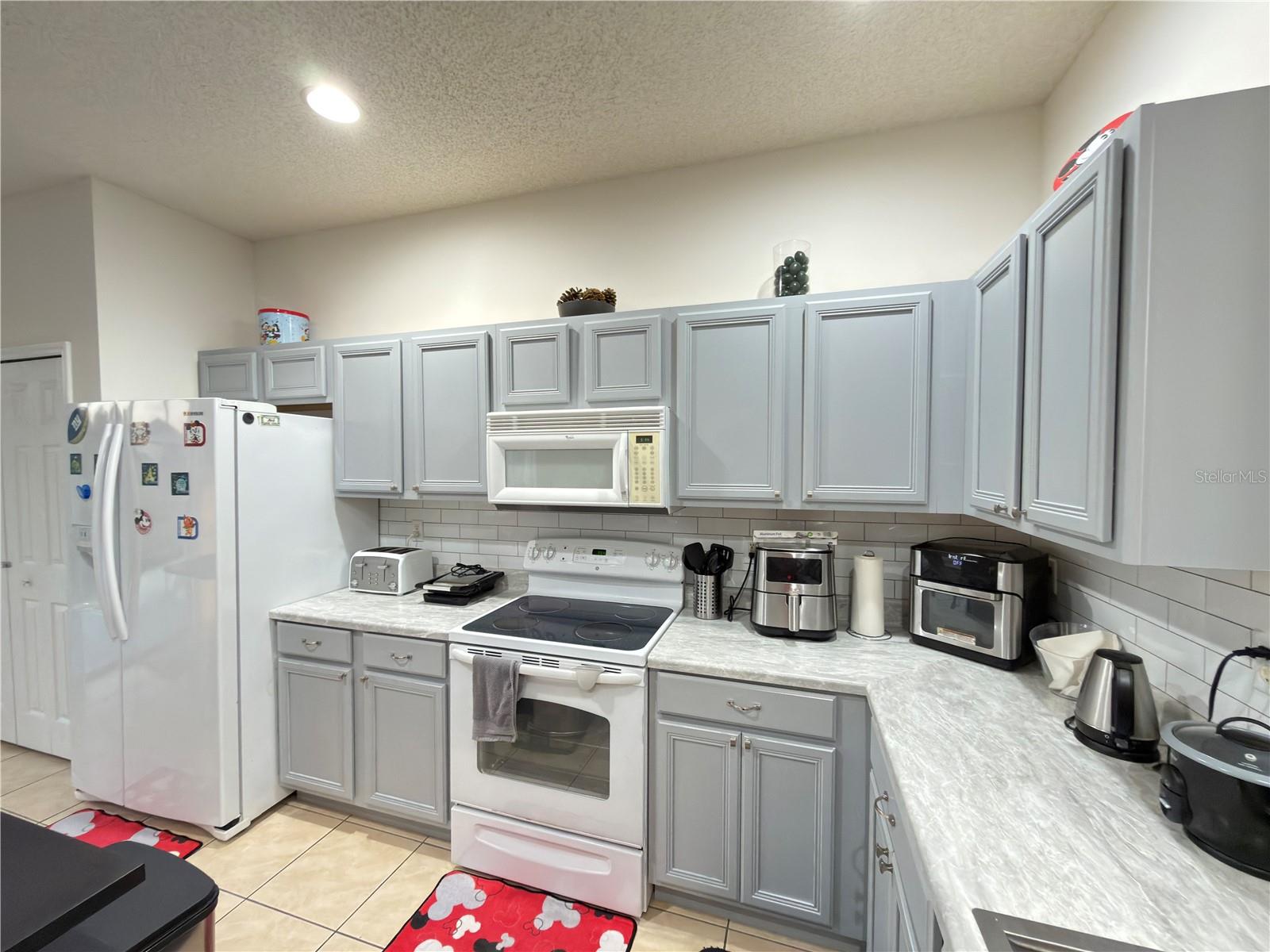 Image 11 of 77 For 4688 Golden Beach Court