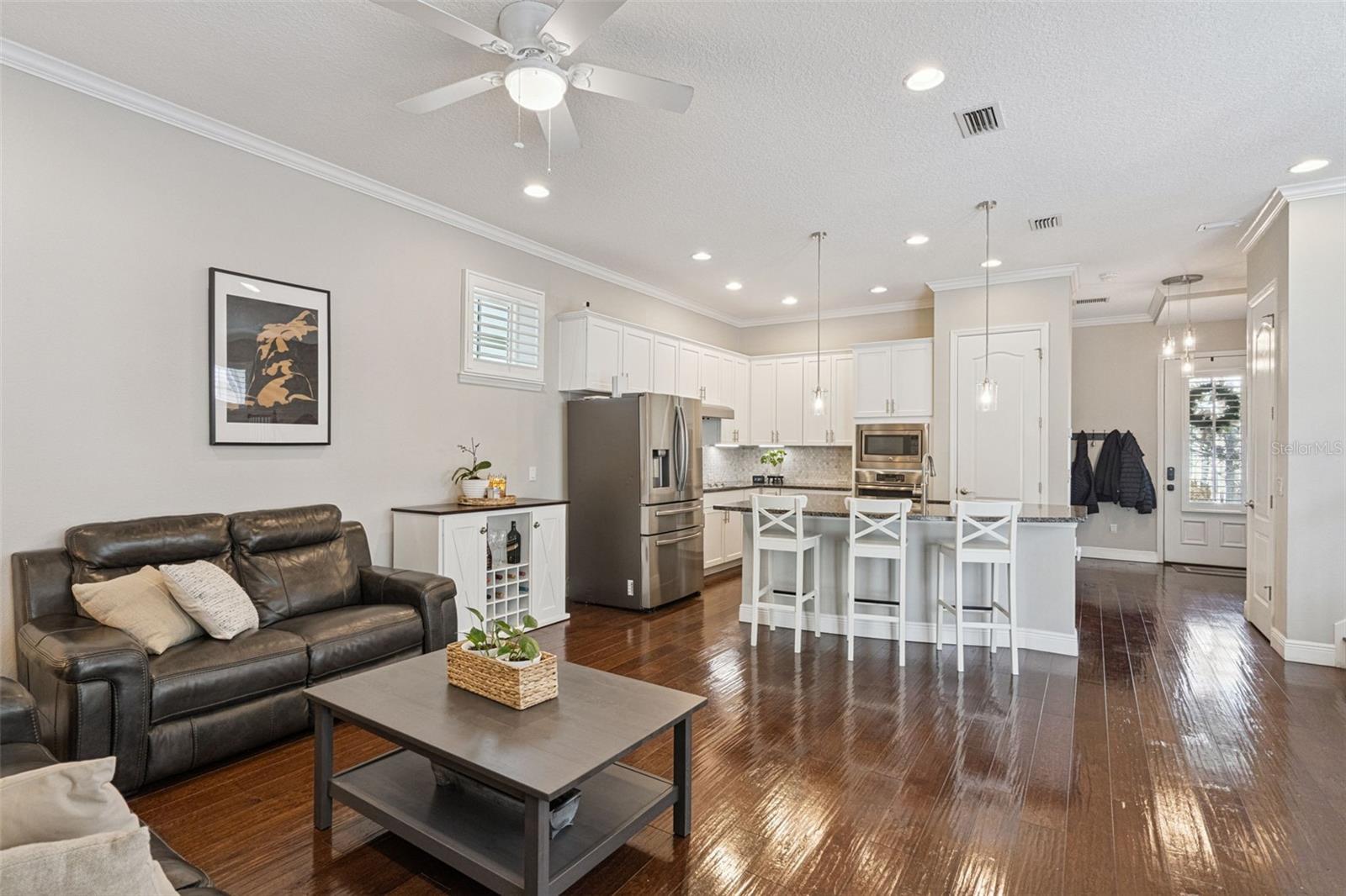 Image 18 of 82 For 1565 Castile Street