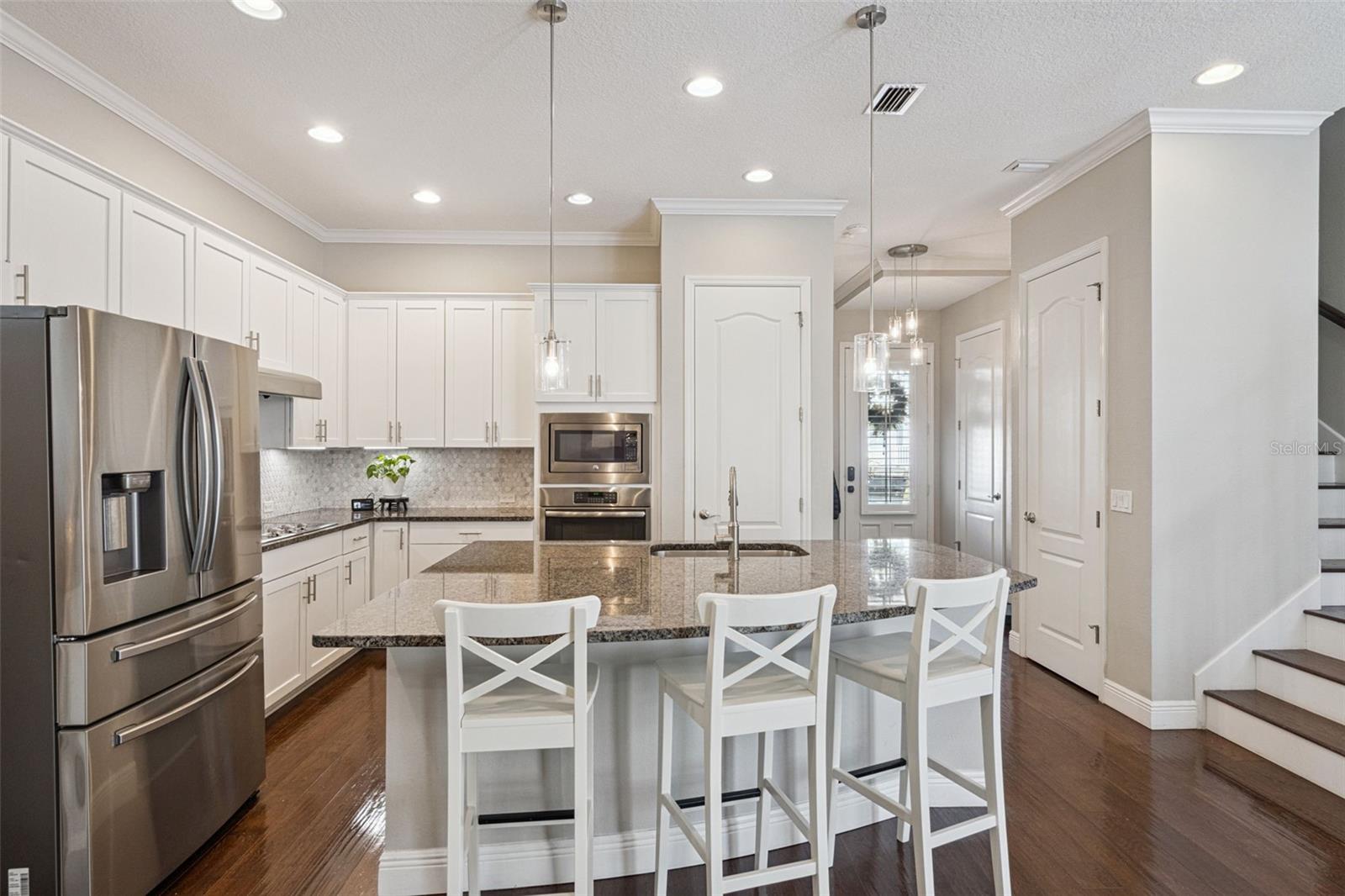 Image 19 of 82 For 1565 Castile Street