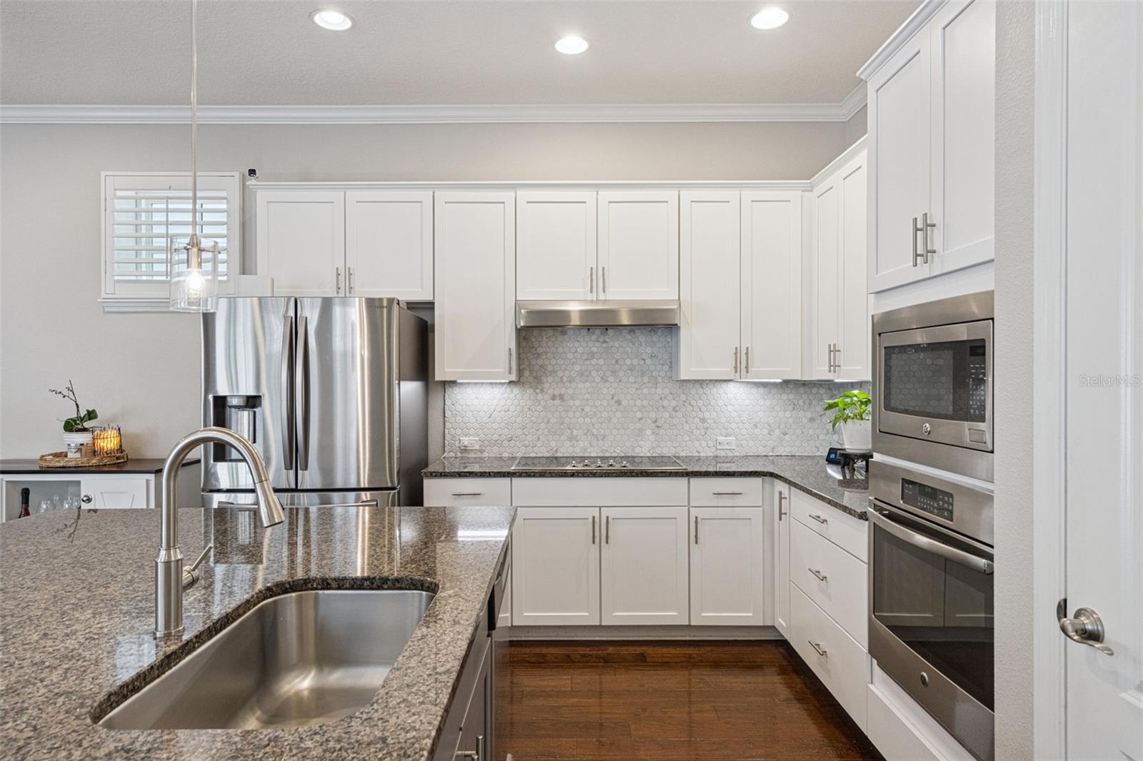 Image 22 of 82 For 1565 Castile Street