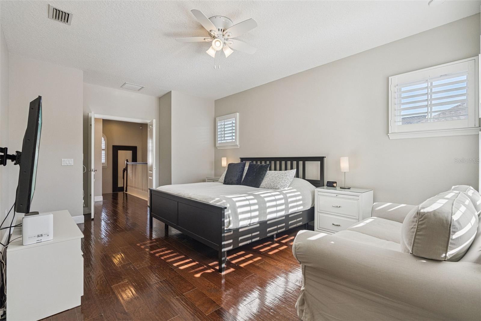 Image 31 of 82 For 1565 Castile Street