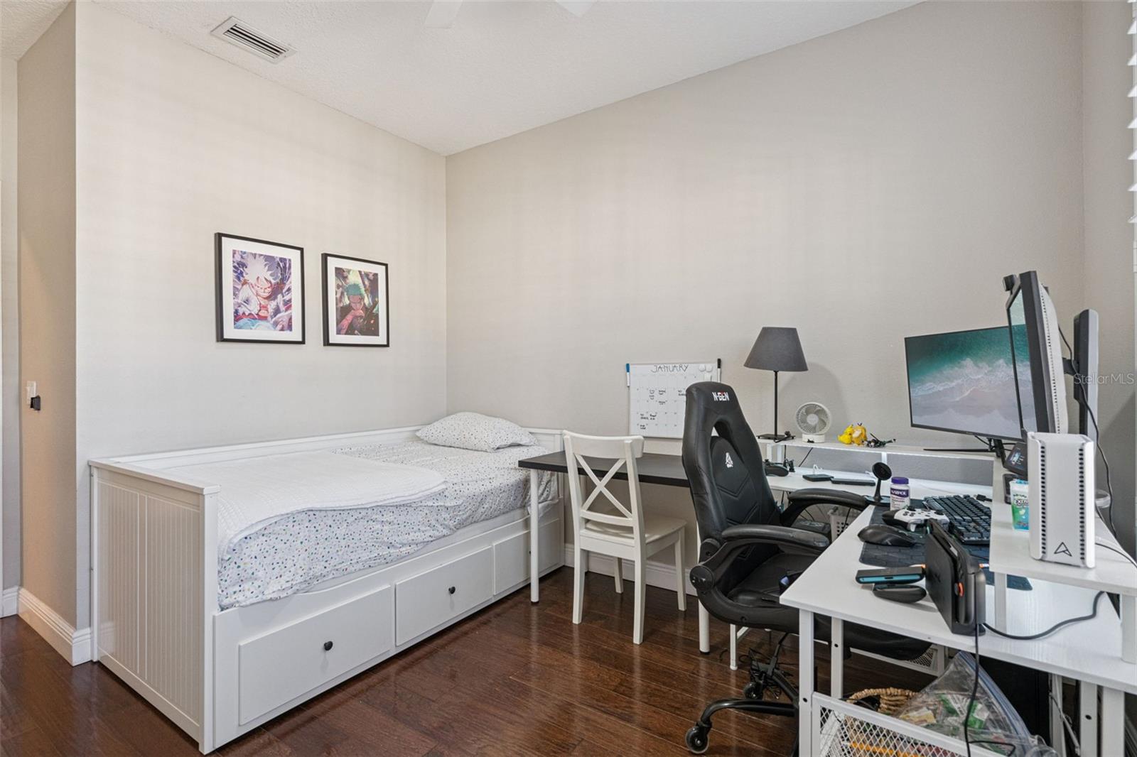 Image 42 of 82 For 1565 Castile Street